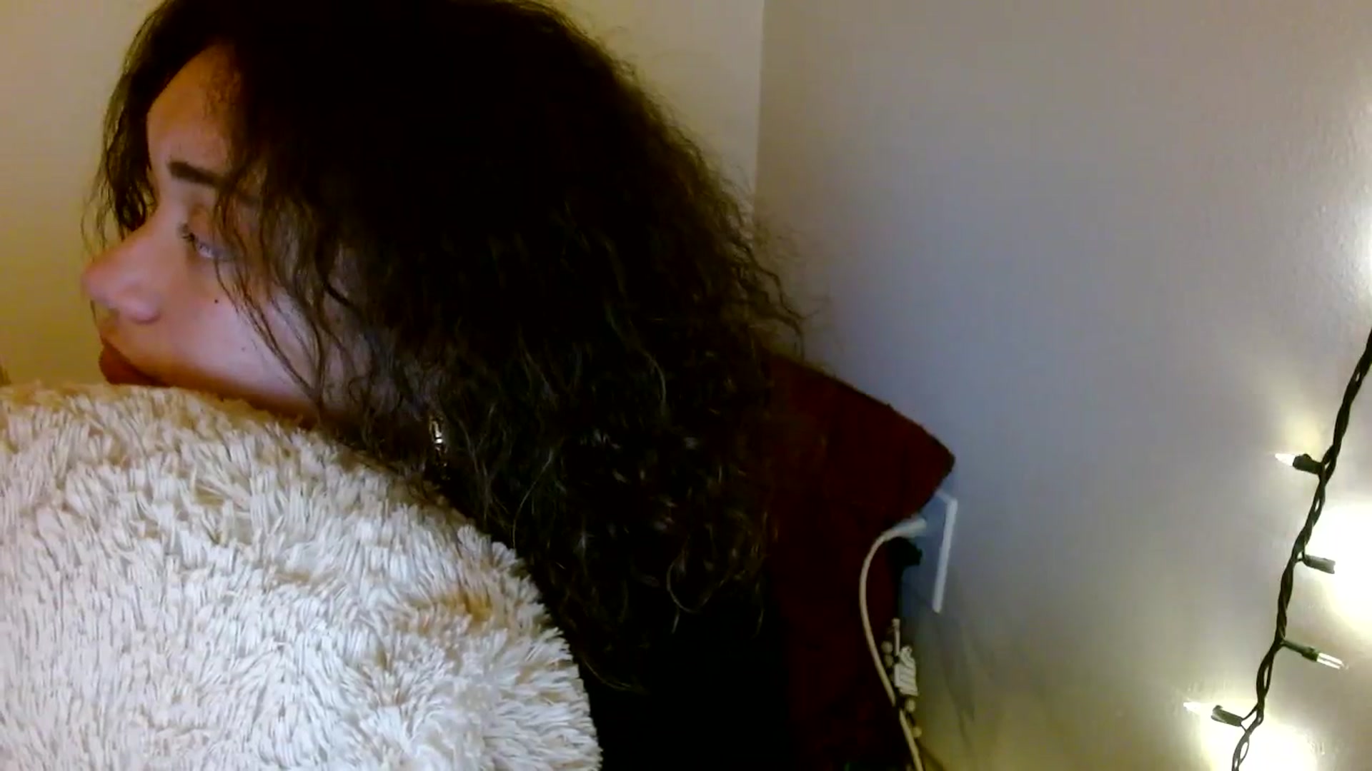Gallery image thumbnail from Scar__lett's myfreecams stream on, 04/19/2025, 11:07 image 19 of 20