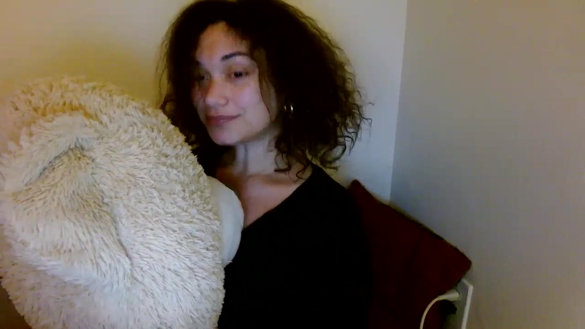 Gallery image thumbnail from Scar__lett's myfreecams stream on, 04/19/2025, 11:07 image 15 of 20