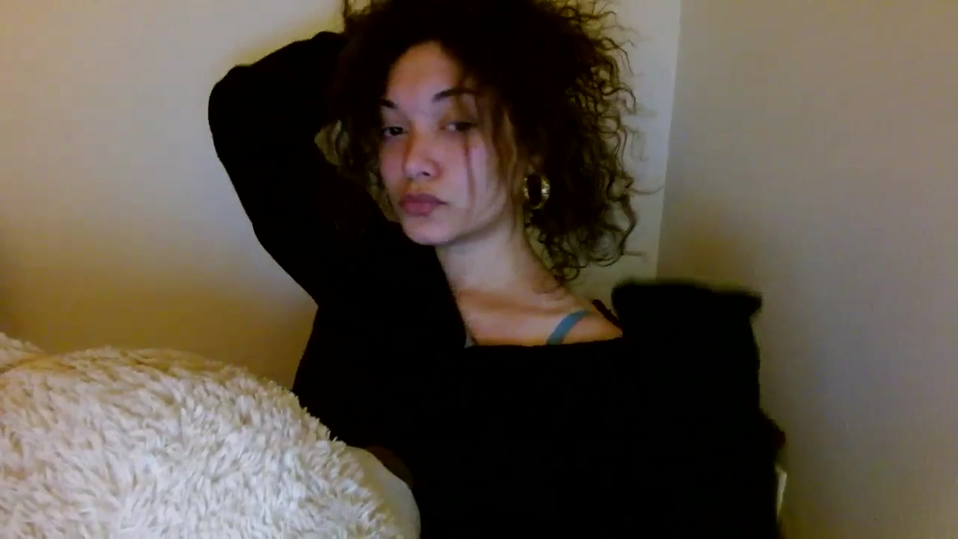 Gallery image thumbnail from Scar__lett's myfreecams stream on, 04/19/2025, 11:07 image 17 of 20