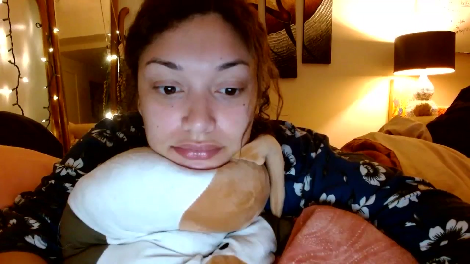 Gallery image thumbnail from Scar__lett's myfreecams stream on, 04/21/2025, 07:18 image 3 of 20