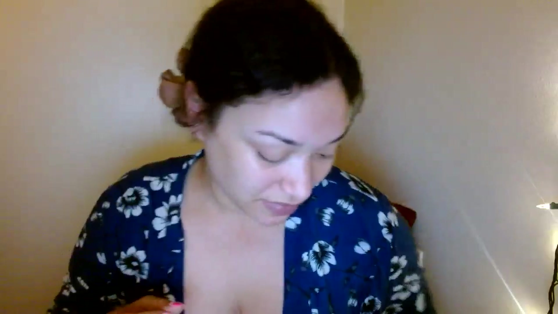 Gallery image thumbnail from Scar__lett's myfreecams stream on, 04/21/2025, 08:16 image 3 of 20