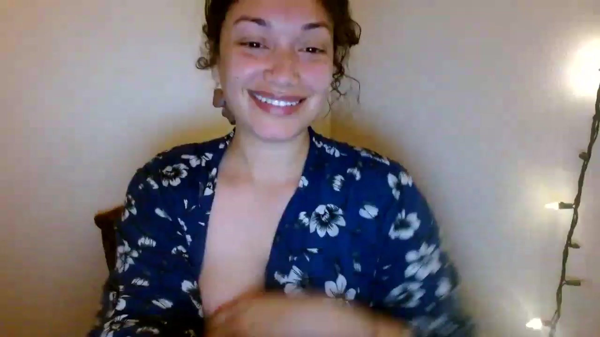 Gallery image thumbnail from Scar__lett's myfreecams stream on, 04/21/2025, 09:47 image 1 of 20