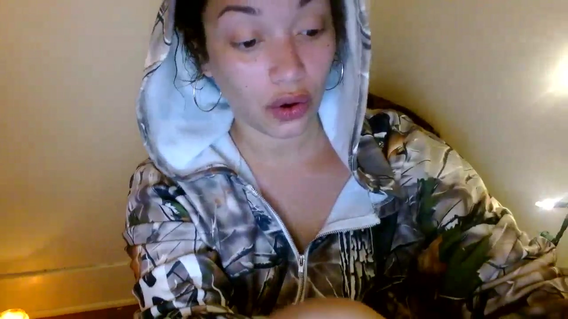 Gallery image thumbnail from Scar__lett's myfreecams stream on, 05/10/2025, 10:32 image 13 of 20