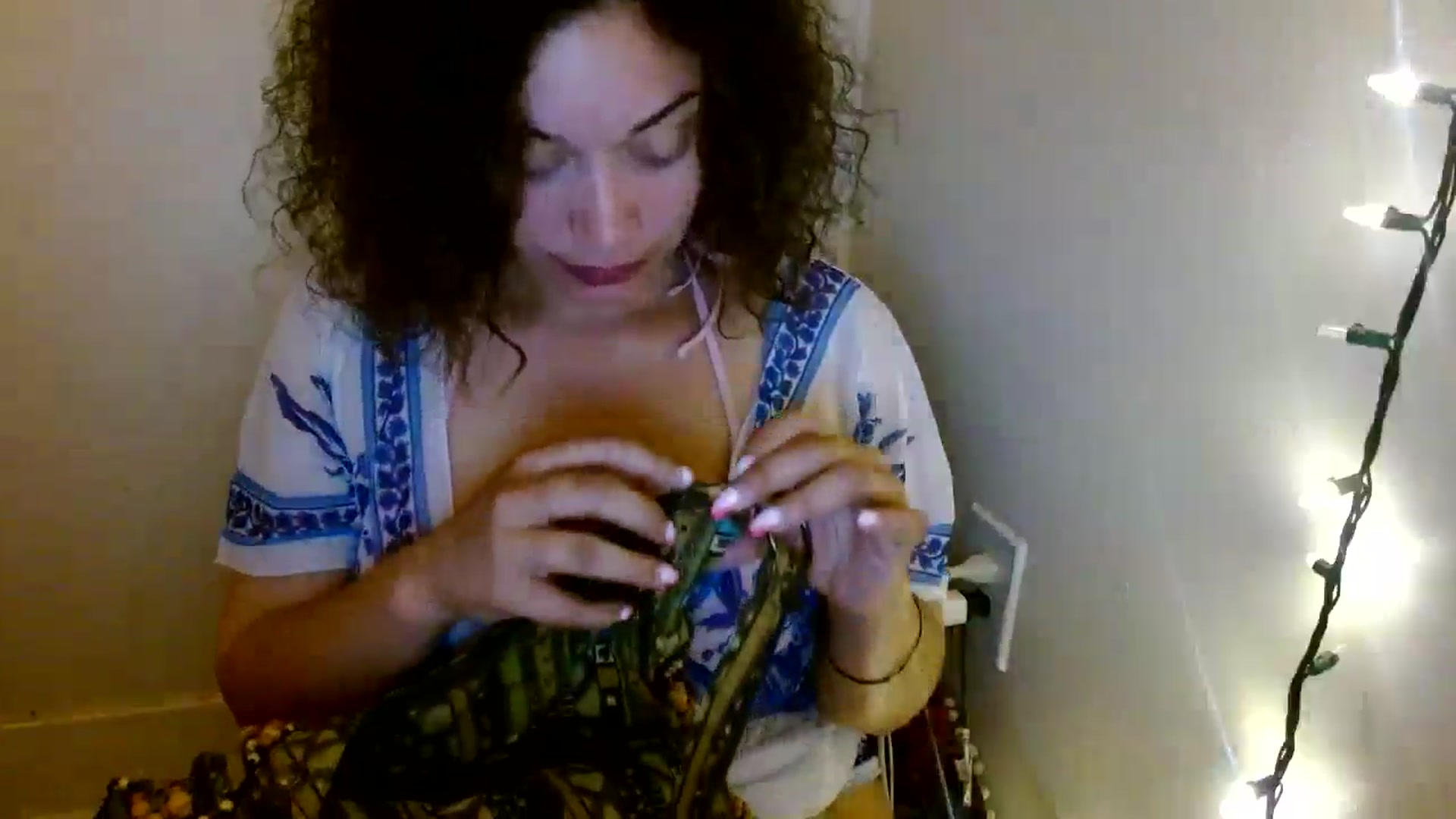 Gallery image thumbnail from Scar__lett's myfreecams stream on, 05/16/2025, 08:30 image 9 of 20