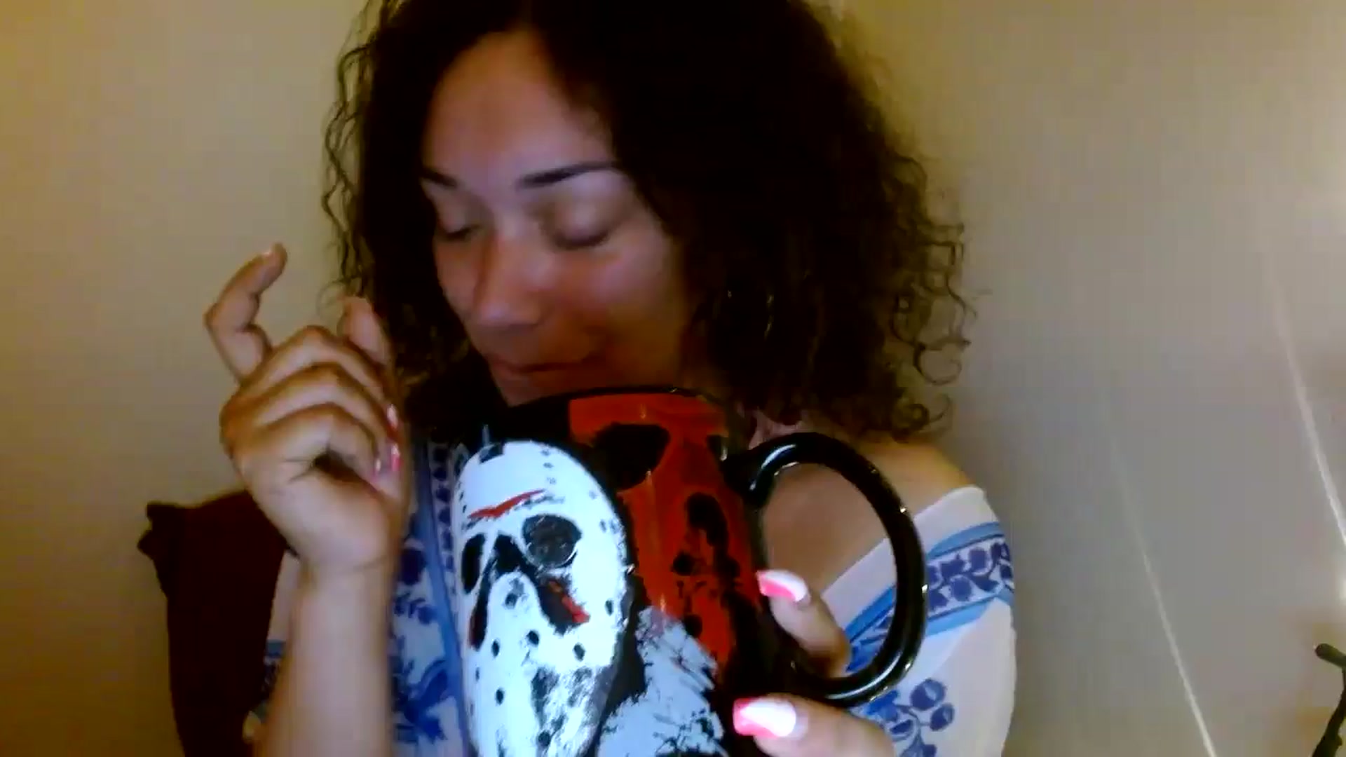 Gallery image thumbnail from Scar__lett's myfreecams stream on, 05/16/2025, 08:30 image 17 of 20