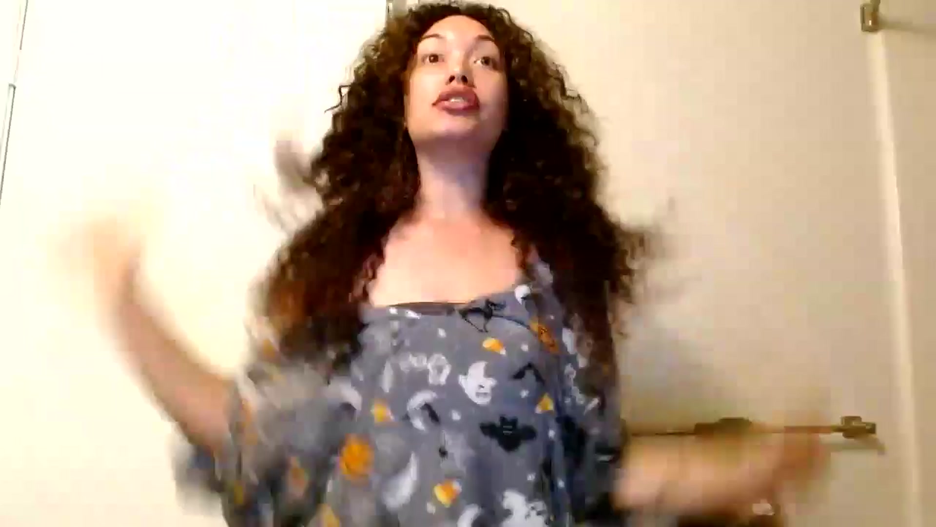 Gallery image thumbnail from Scar__lett's myfreecams stream on, 05/20/2025, 07:27 image 16 of 20