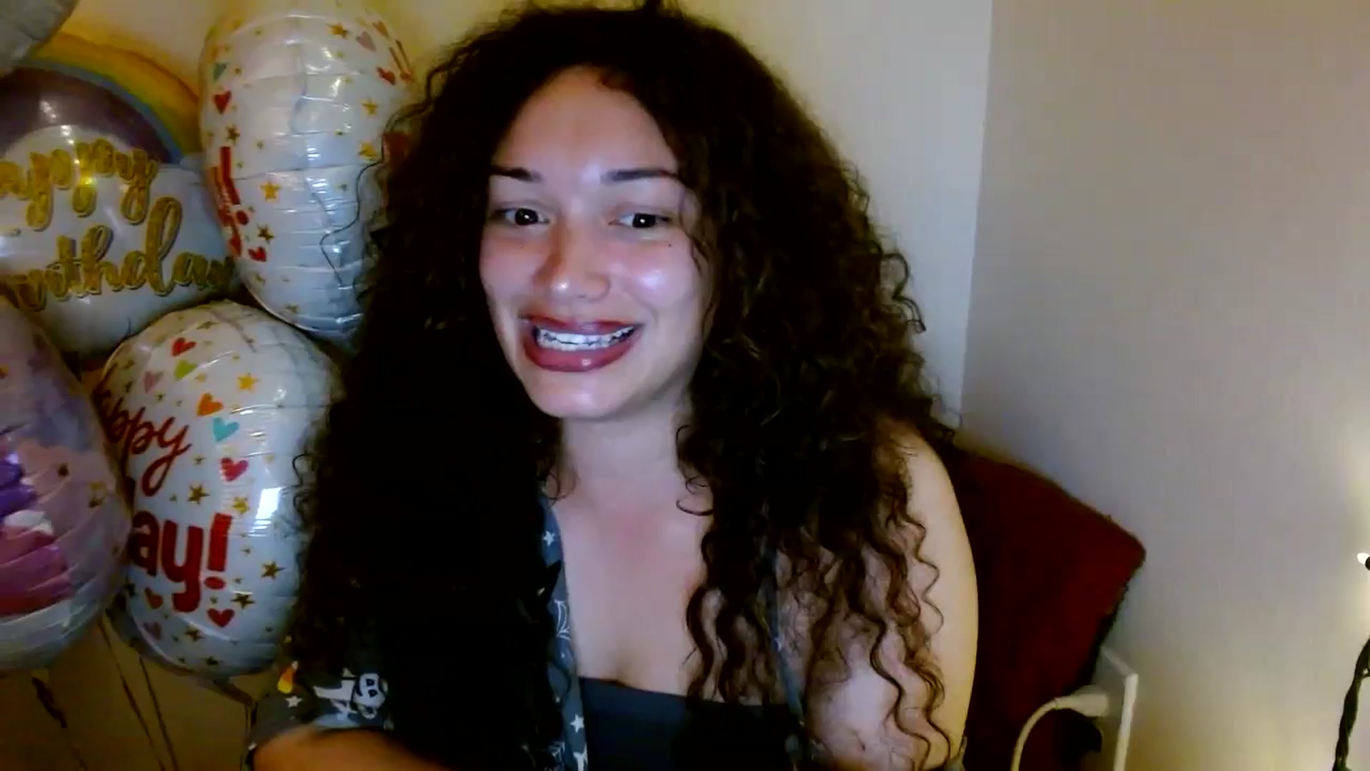 Gallery image thumbnail from Scar__lett's myfreecams stream on, 05/20/2025, 07:56 image 7 of 20