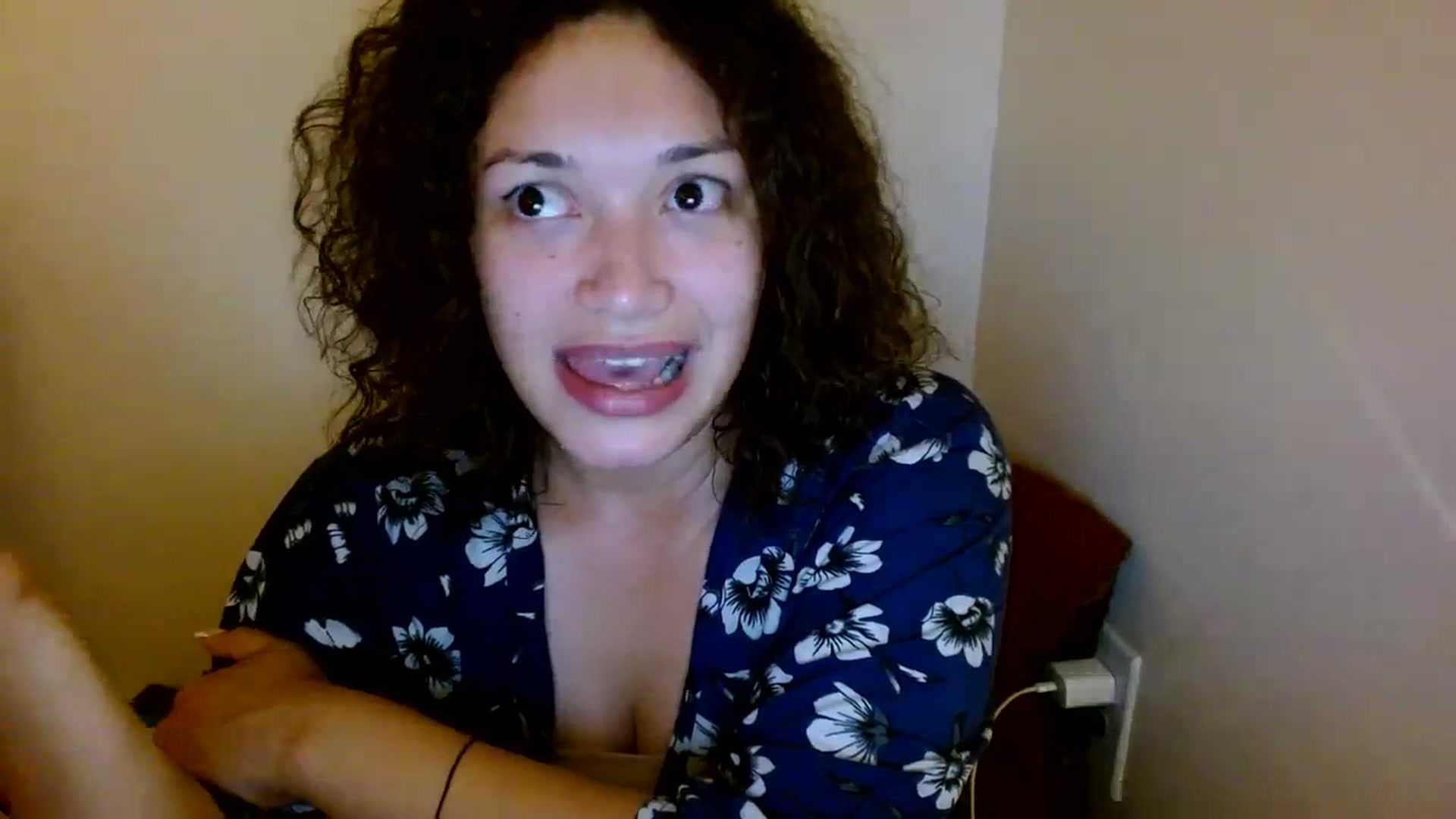 Gallery image thumbnail from Scar__lett's myfreecams stream on, 06/06/2025, 07:35 image 11 of 20