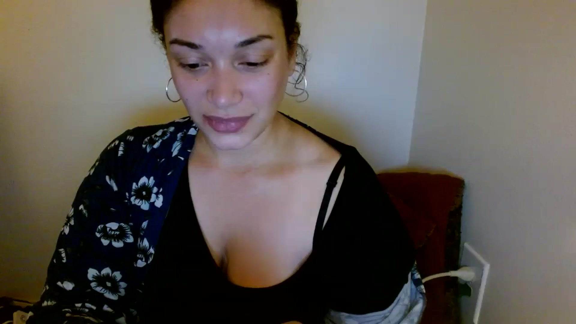 Gallery image thumbnail from Scar__lett's myfreecams stream on, 06/14/2025, 10:17 image 19 of 20