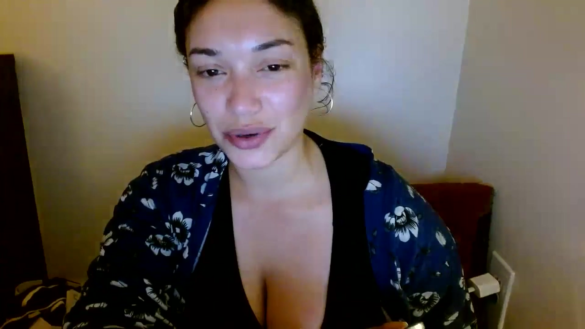 Gallery image thumbnail from Scar__lett's myfreecams stream on, 06/14/2025, 10:17 image 8 of 20