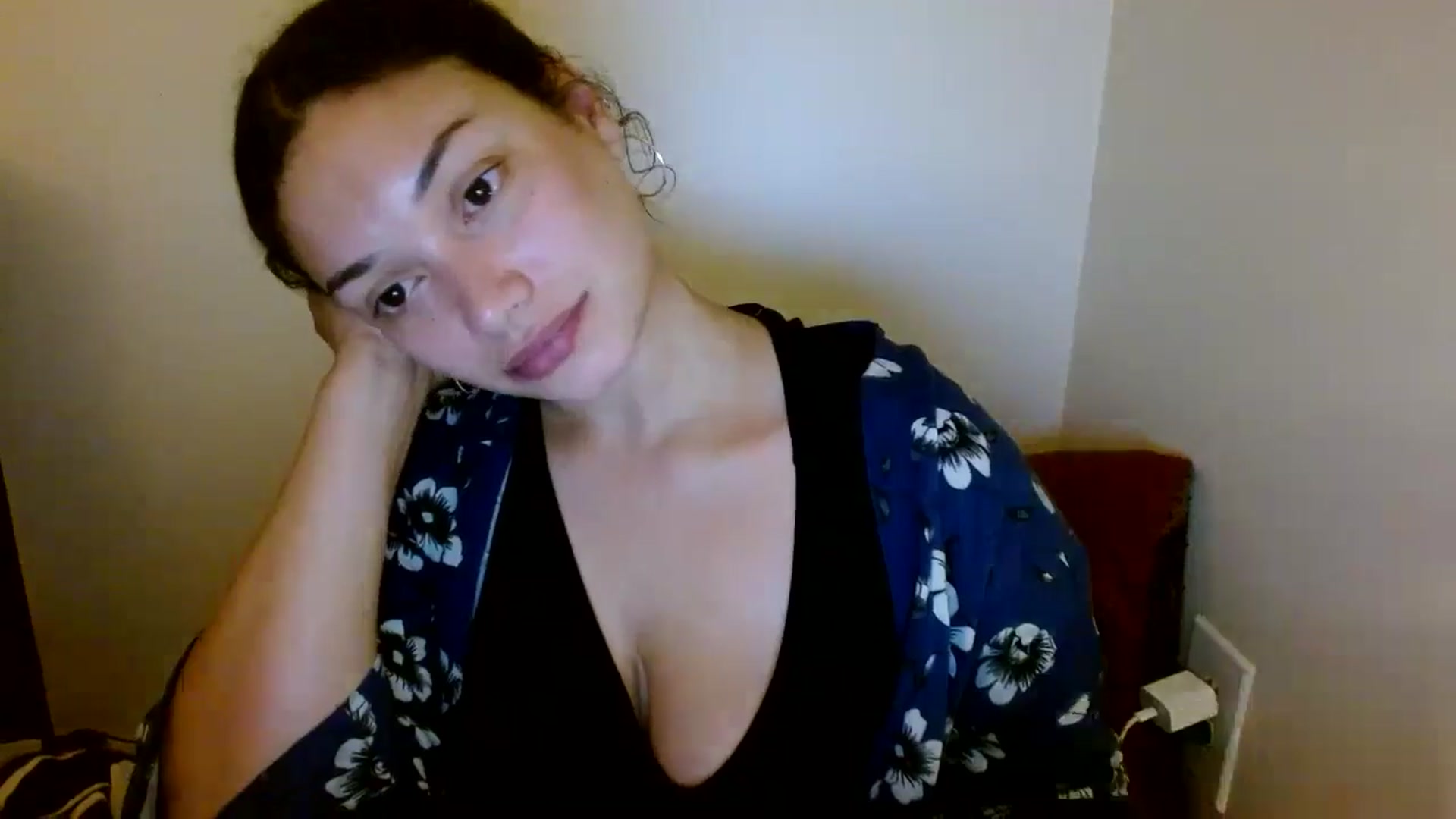 Gallery image thumbnail from Scar__lett's myfreecams stream on, 06/14/2025, 10:17 image 13 of 20