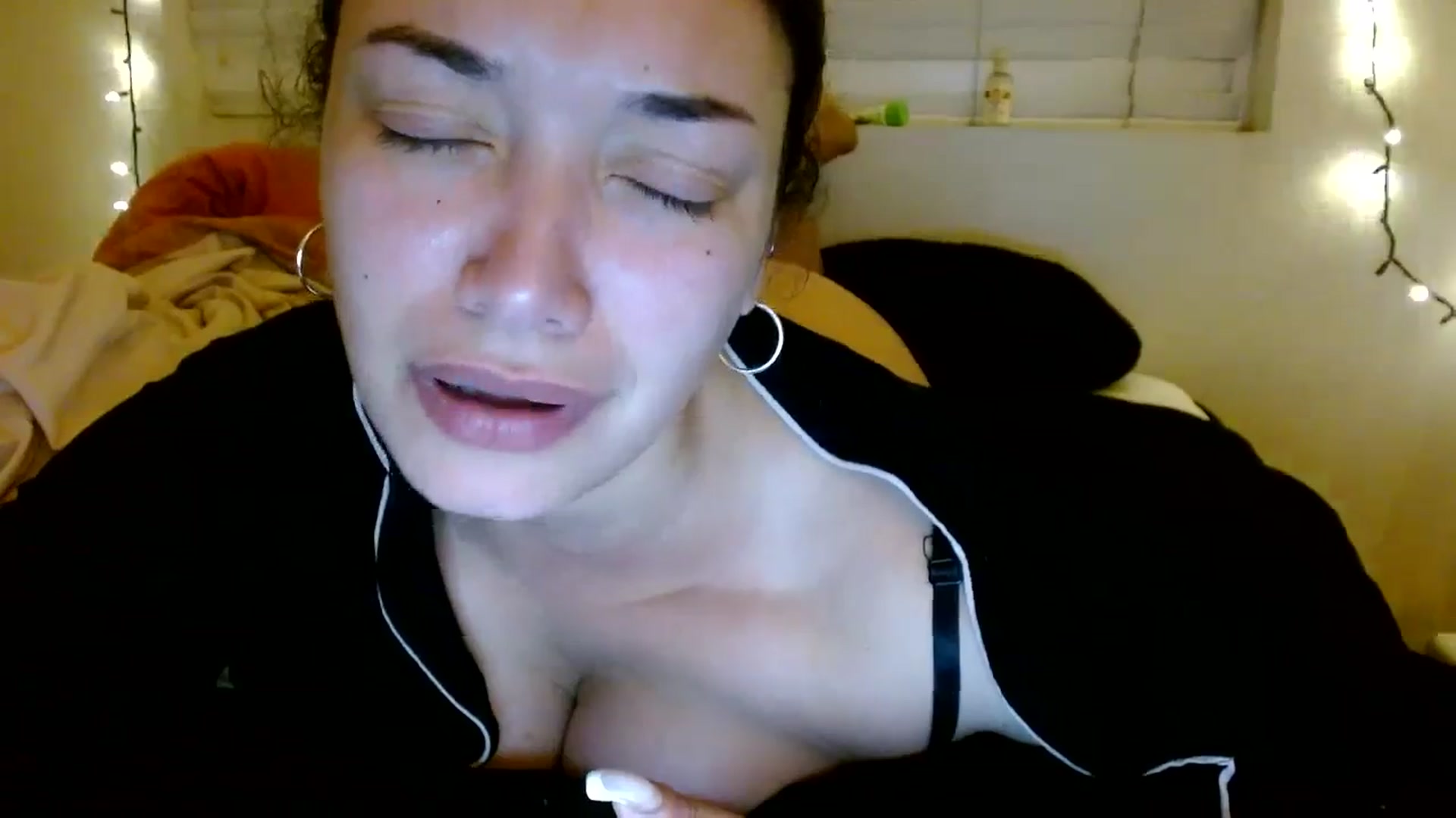 Gallery image thumbnail from Scar__lett's myfreecams stream on, 06/26/2025, 09:50 image 3 of 20