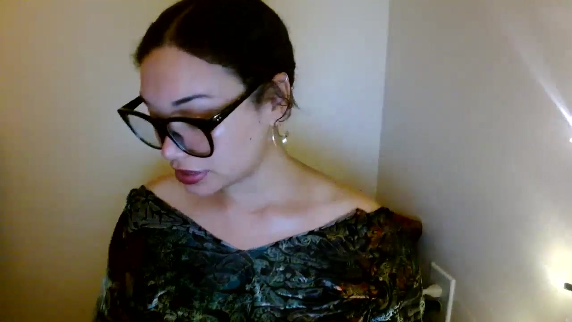 Gallery image thumbnail from Scar__lett's myfreecams stream on, 07/04/2025, 09:06 image 2 of 20