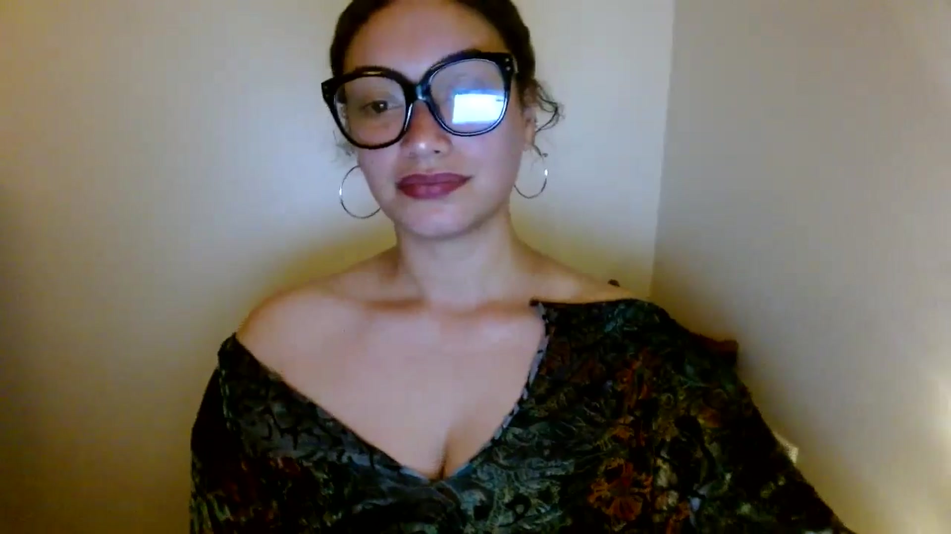 Gallery image thumbnail from Scar__lett's myfreecams stream on, 07/04/2025, 09:06 image 8 of 20