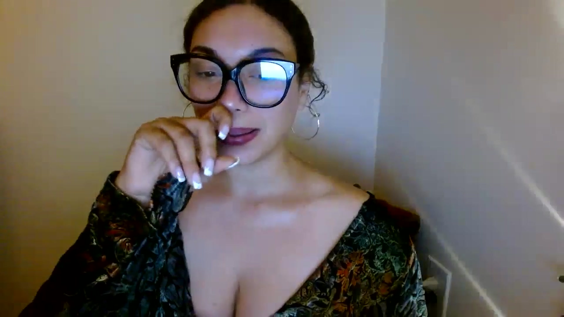 Gallery image thumbnail from Scar__lett's myfreecams stream on, 07/04/2025, 09:06 image 3 of 20