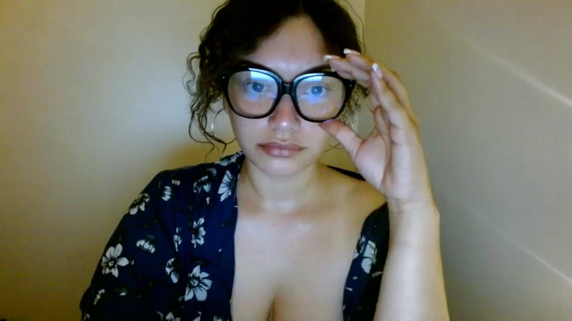 Gallery image thumbnail from Scar__lett's myfreecams stream on, 07/07/2025, 06:35 image 1 of 20