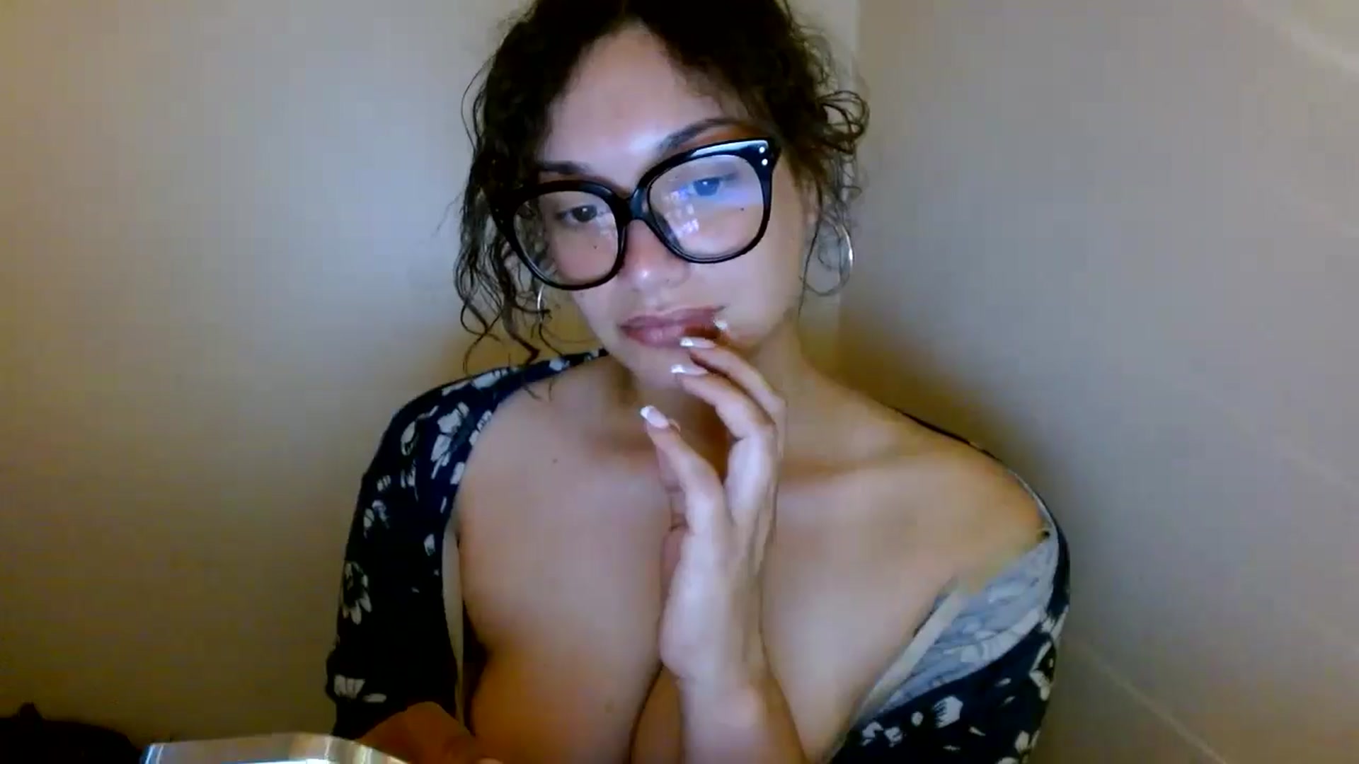 Gallery image thumbnail from Scar__lett's myfreecams stream on, 07/07/2025, 06:35 image 15 of 20