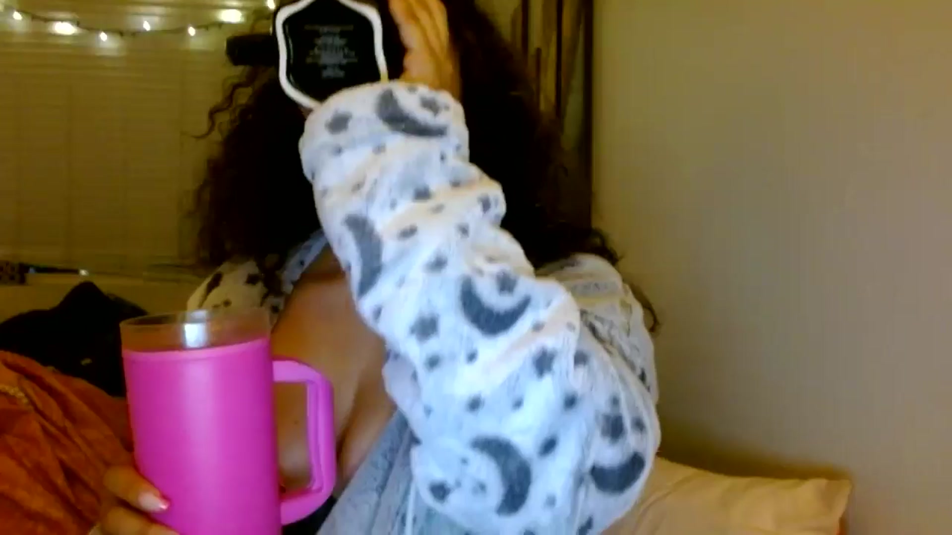 Gallery image thumbnail from Scar__lett's myfreecams stream on, 08/09/2025, 06:26 image 2 of 20