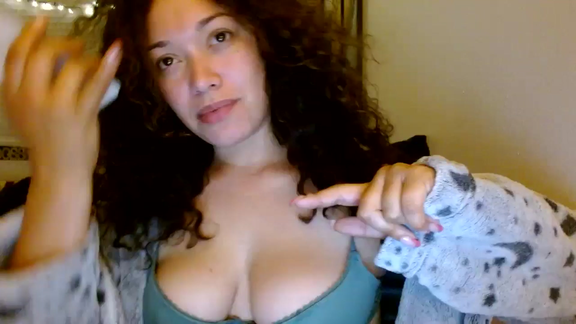 Gallery image thumbnail from Scar__lett's myfreecams stream on, 08/09/2025, 10:04 image 7 of 20