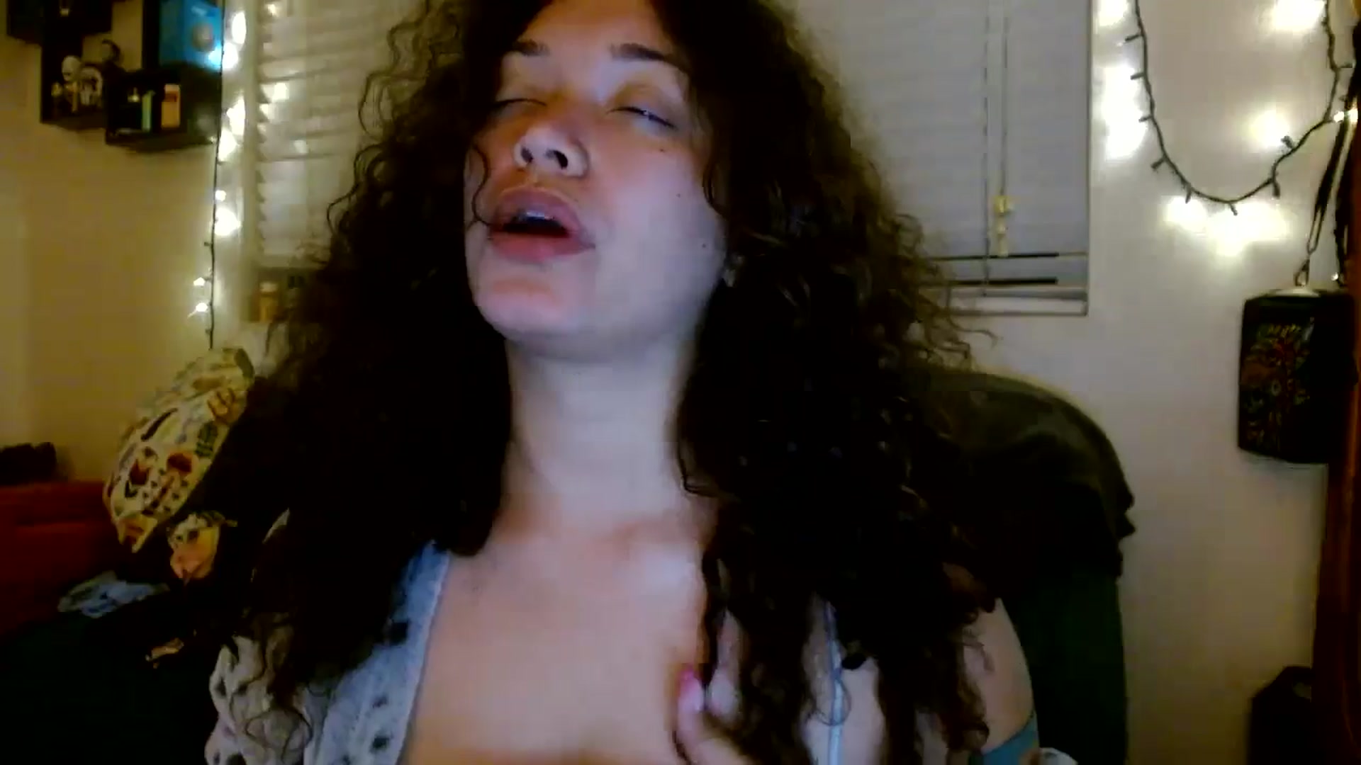 Gallery image thumbnail from Scar__lett's myfreecams stream on, 08/09/2025, 10:04 image 10 of 20