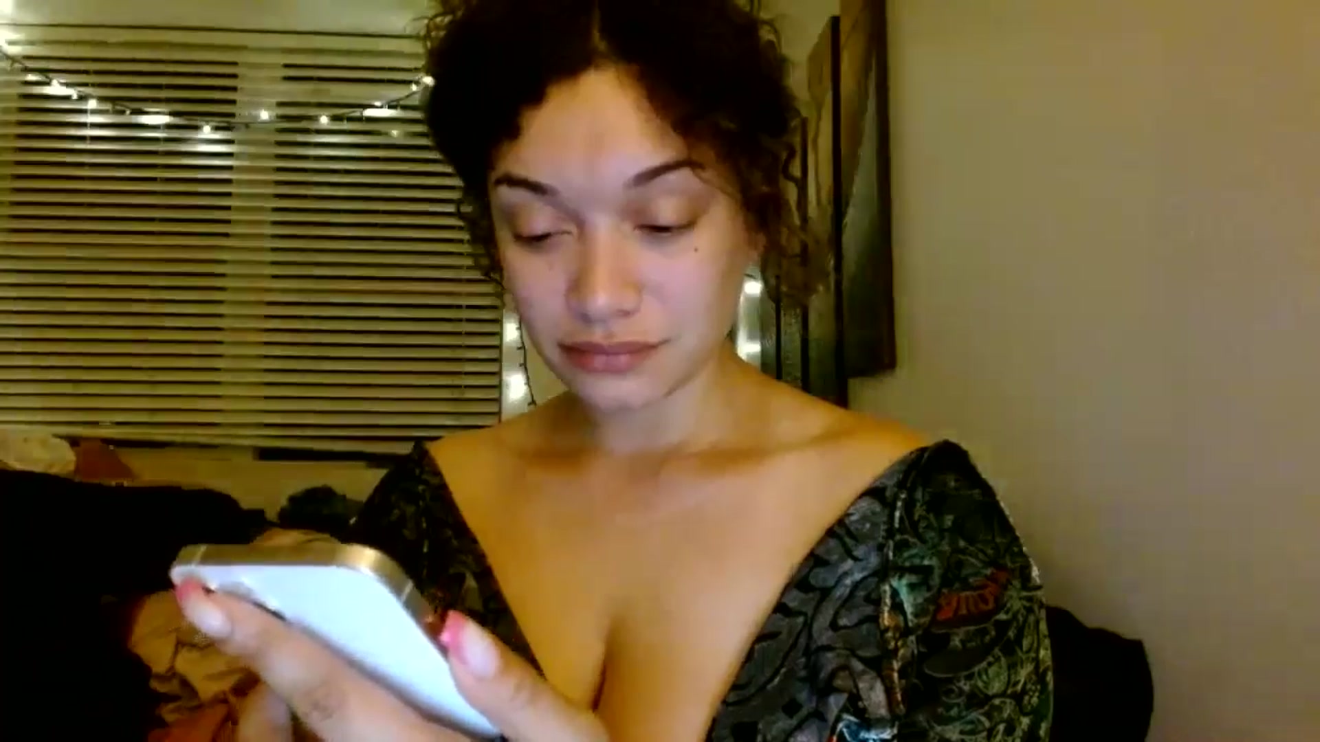 Gallery image thumbnail from Scar__lett's myfreecams stream on, 08/15/2025, 09:03 image 19 of 20