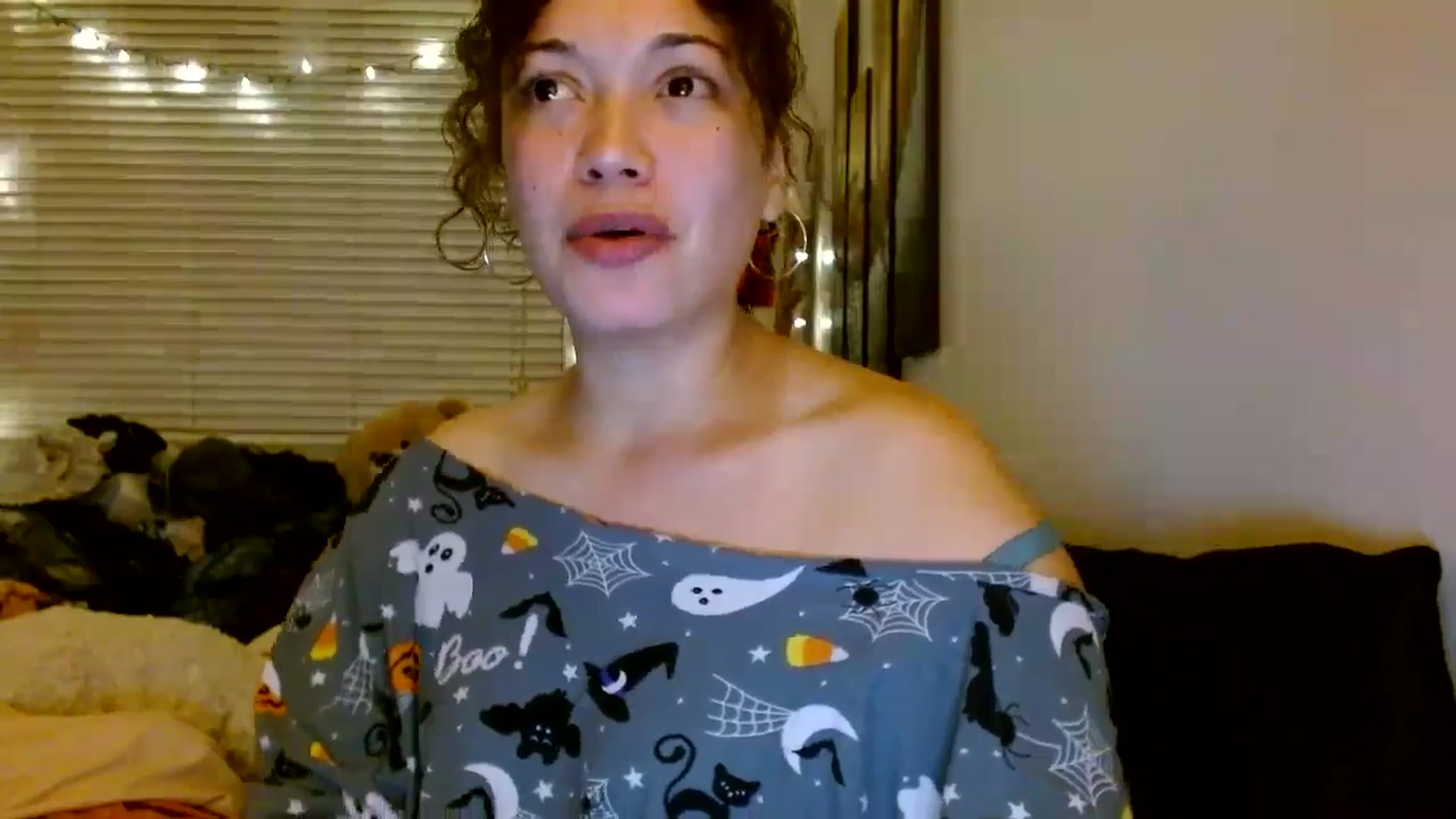 Gallery image thumbnail from Scar__lett's myfreecams stream on, 09/05/2025, 07:37 image 12 of 20