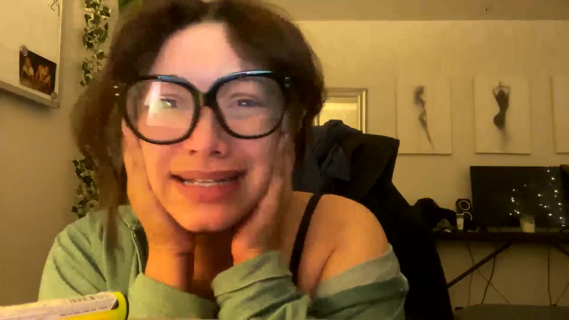 Gallery image thumbnail from Scar__lett's myfreecams stream on, 11/09/2025, 10:00 image 19 of 20