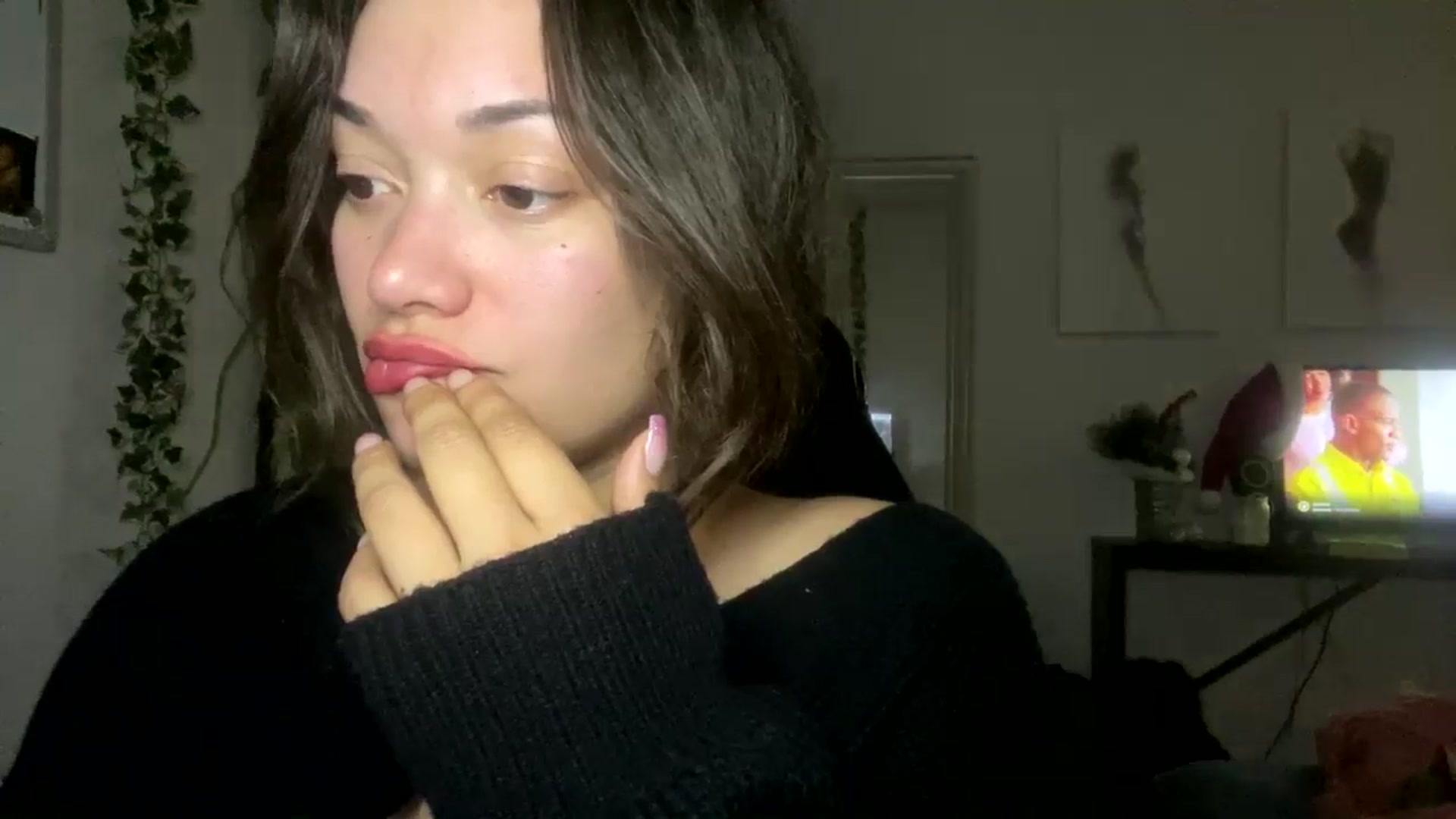 Gallery image thumbnail from Scar__lett's myfreecams stream on, 11/19/2025, 10:13 image 6 of 20