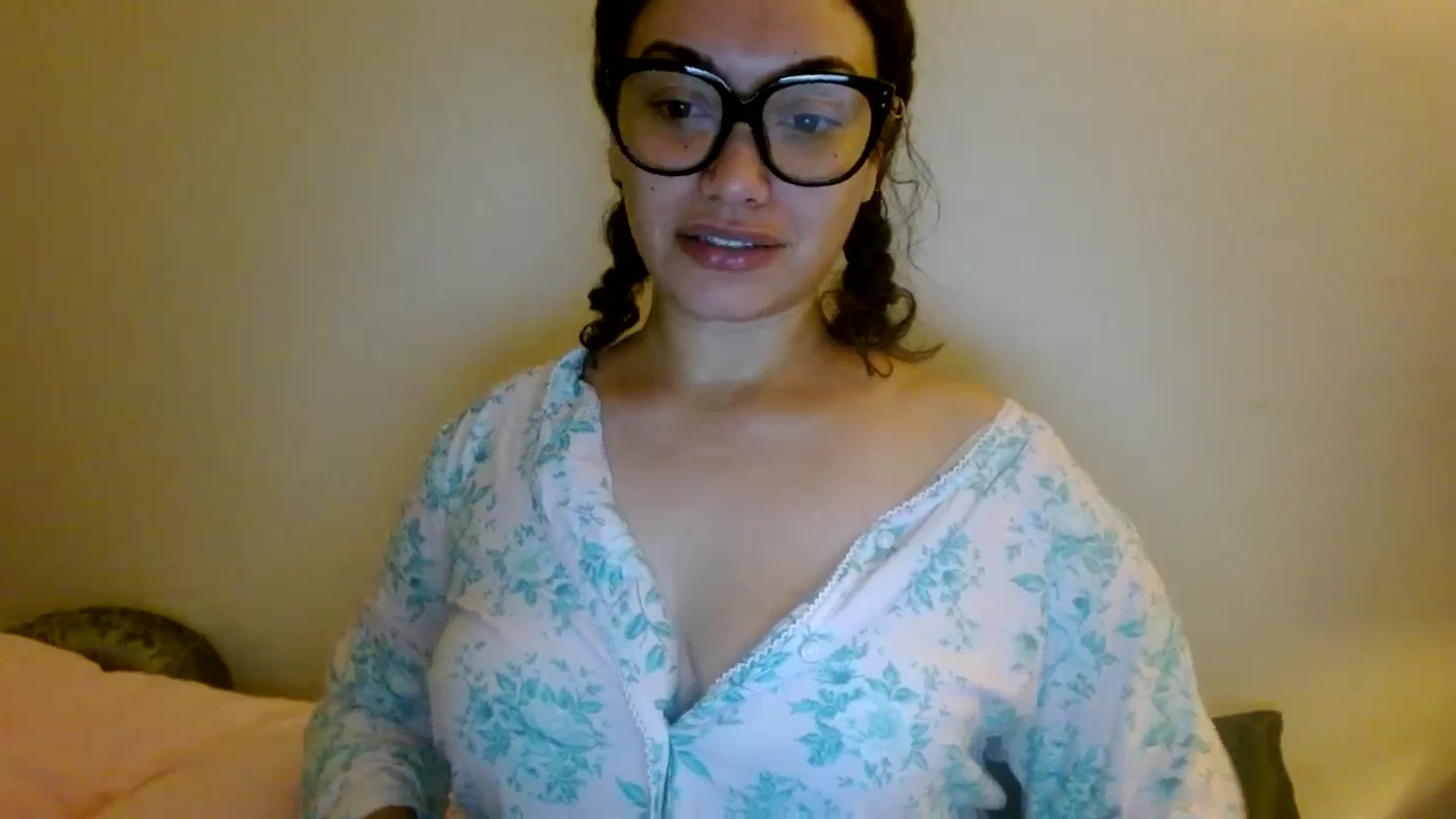 Gallery image thumbnail from Scar__lett's myfreecams stream on, 12/01/2025, 08:02 image 7 of 20