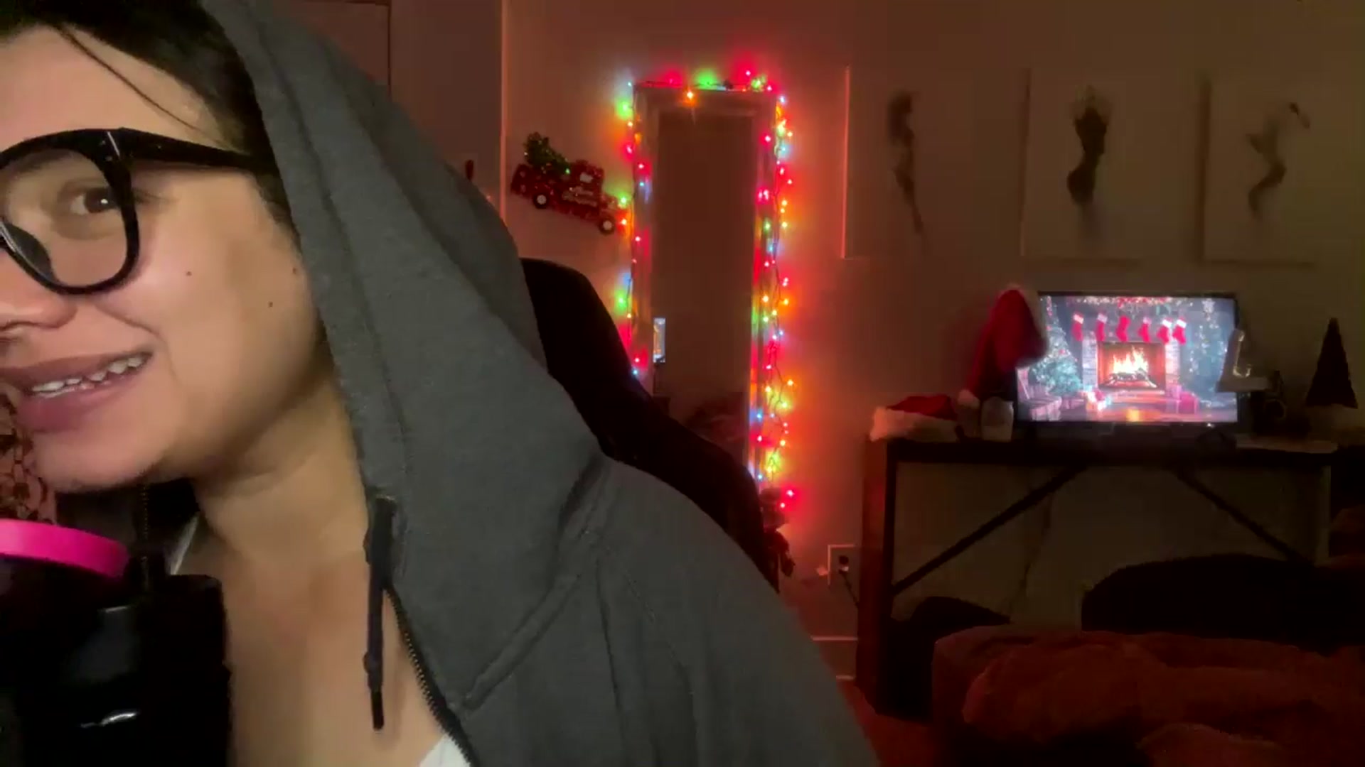 Gallery image thumbnail from Scar__lett's myfreecams stream on, 12/04/2025, 09:01 image 16 of 20
