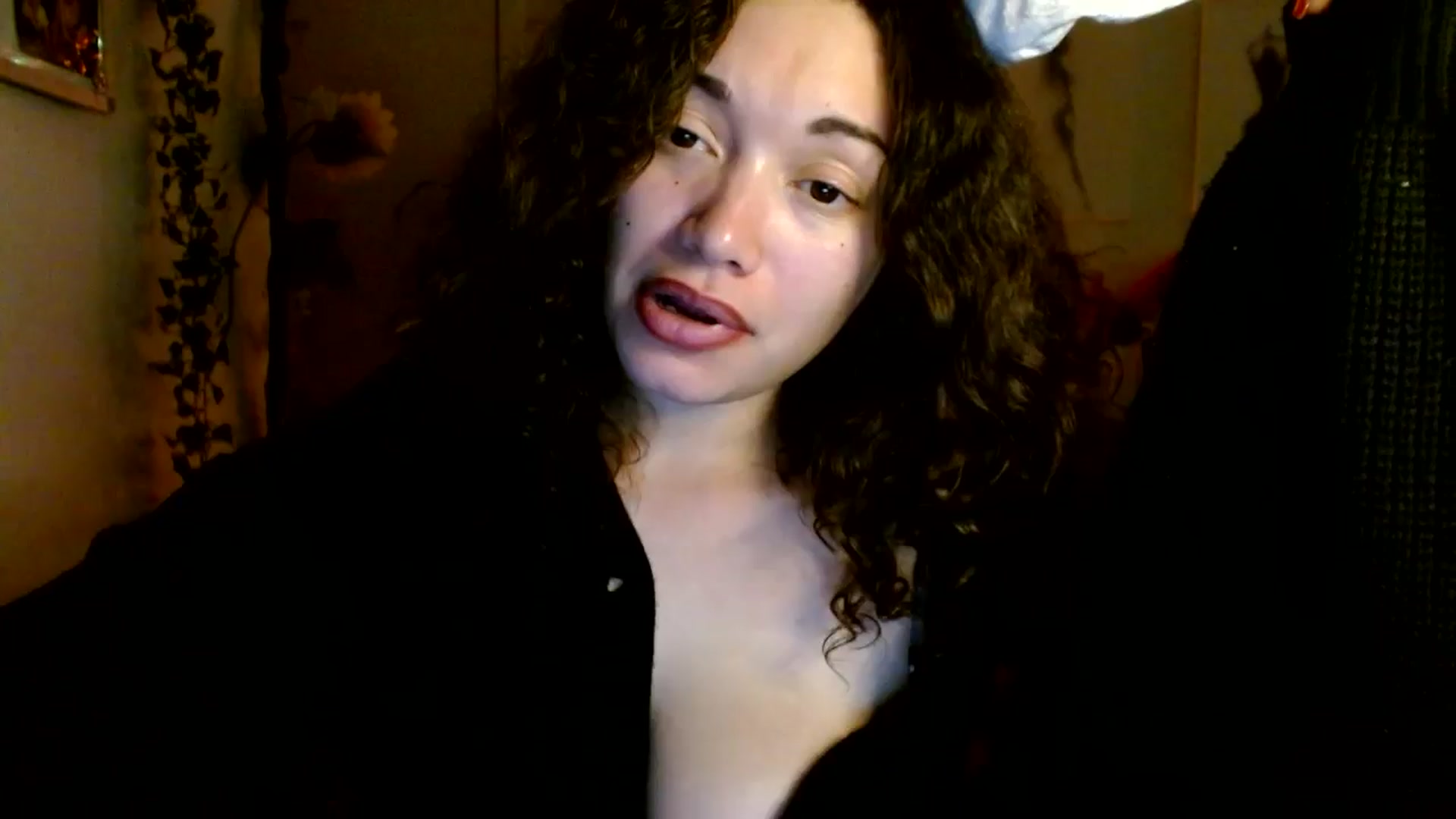 Gallery image thumbnail from Scar__lett's myfreecams stream on, 12/19/2025, 09:24 image 1 of 20