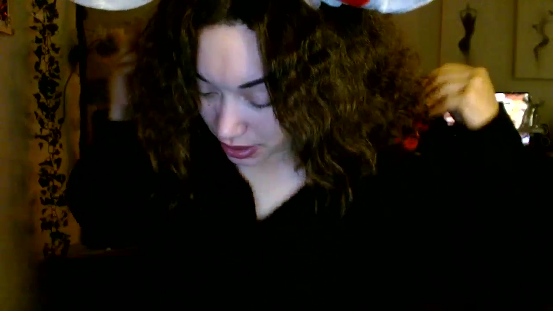 Gallery image thumbnail from Scar__lett's myfreecams stream on, 12/19/2025, 10:40 image 13 of 20