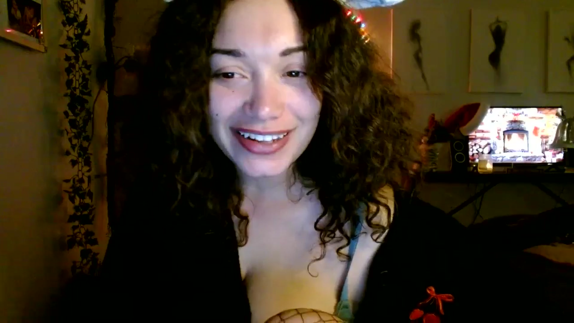 Gallery image thumbnail from Scar__lett's myfreecams stream on, 12/19/2025, 11:07 image 2 of 20
