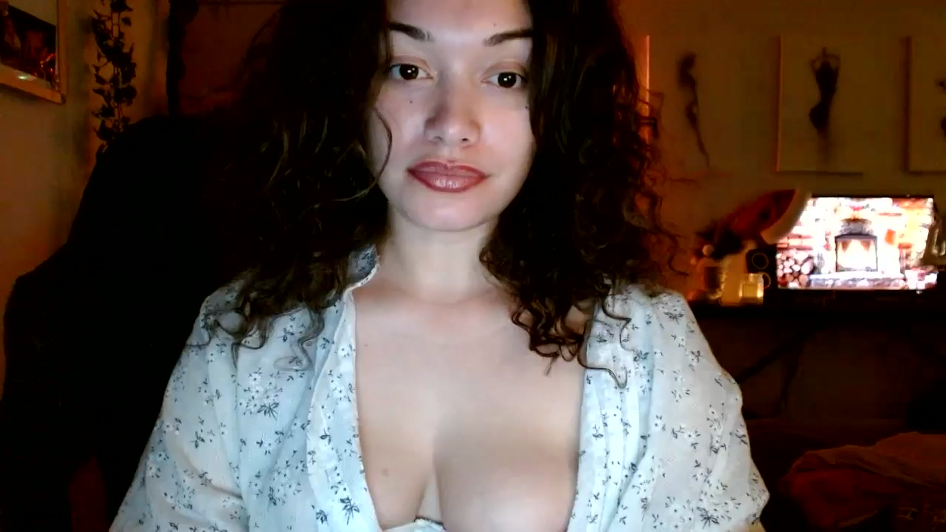 Gallery image thumbnail from Scar__lett's myfreecams stream on, 12/21/2025, 07:36 image 5 of 20