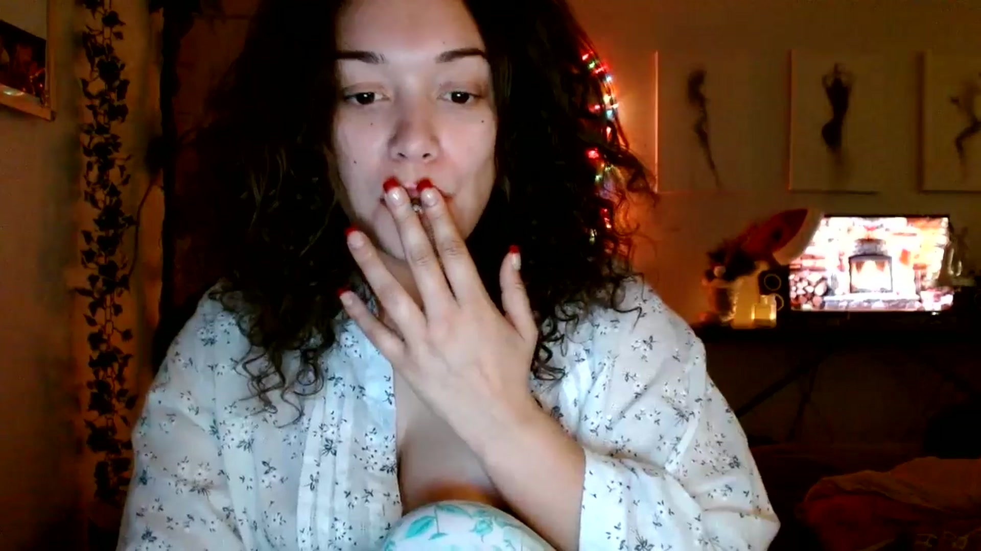 Gallery image thumbnail from Scar__lett's myfreecams stream on, 12/21/2025, 07:36 image 20 of 20