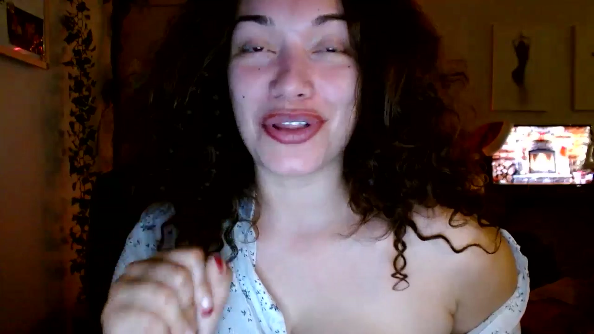 Gallery image thumbnail from Scar__lett's myfreecams stream on, 12/21/2025, 09:17 image 6 of 20