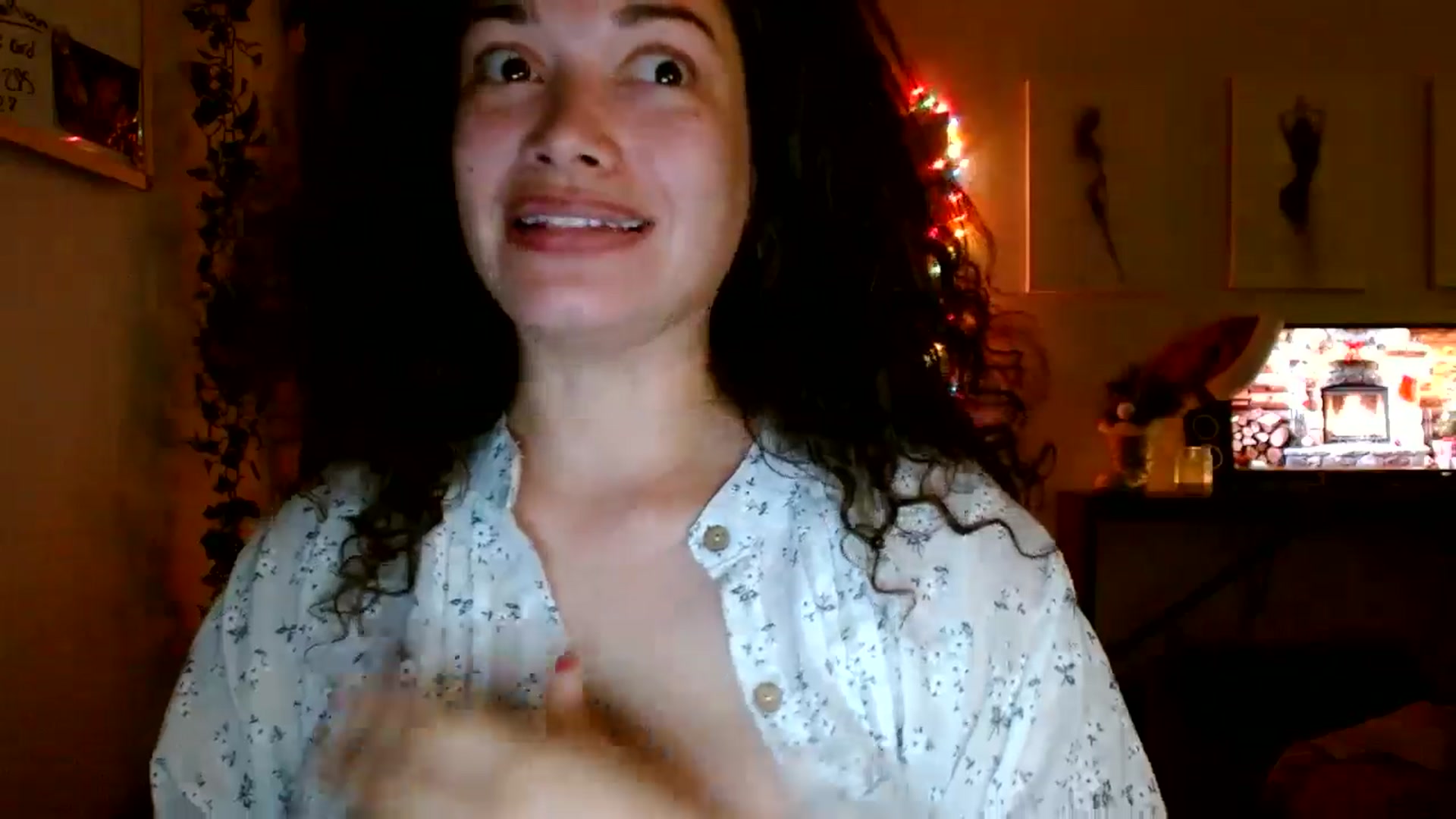 Gallery image thumbnail from Scar__lett's myfreecams stream on, 12/21/2025, 09:39 image 6 of 20