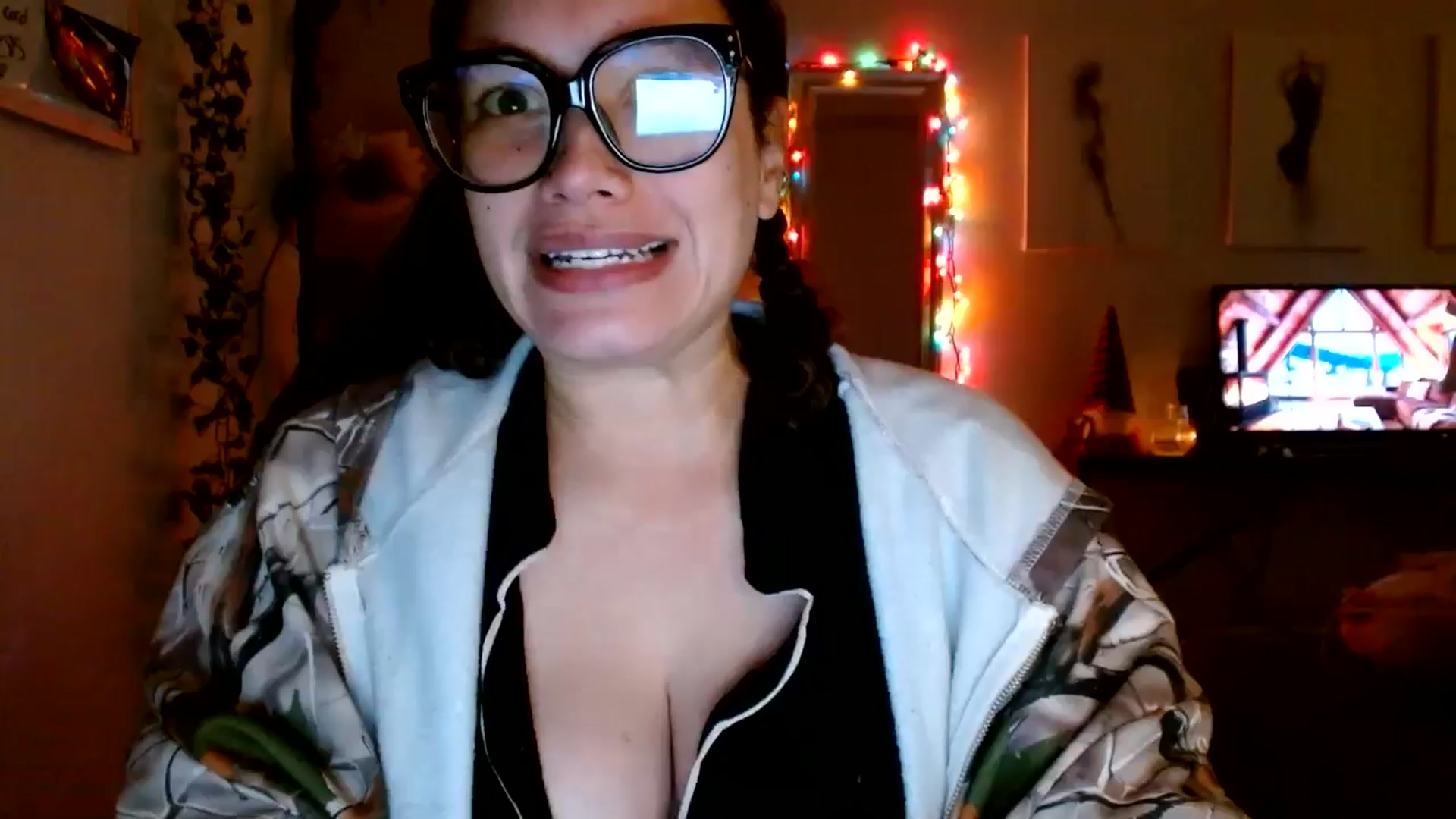 Gallery image thumbnail from Scar__lett's myfreecams stream on, 12/30/2025, 07:17 image 6 of 20