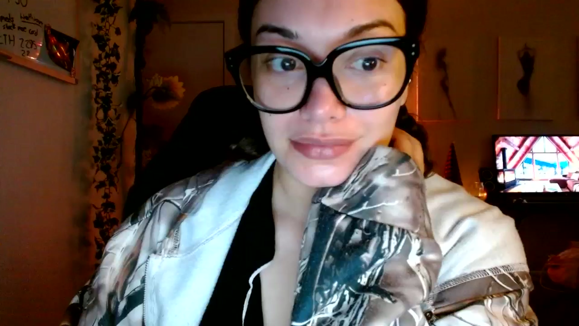 Gallery image thumbnail from Scar__lett's myfreecams stream on, 12/30/2025, 07:17 image 1 of 20