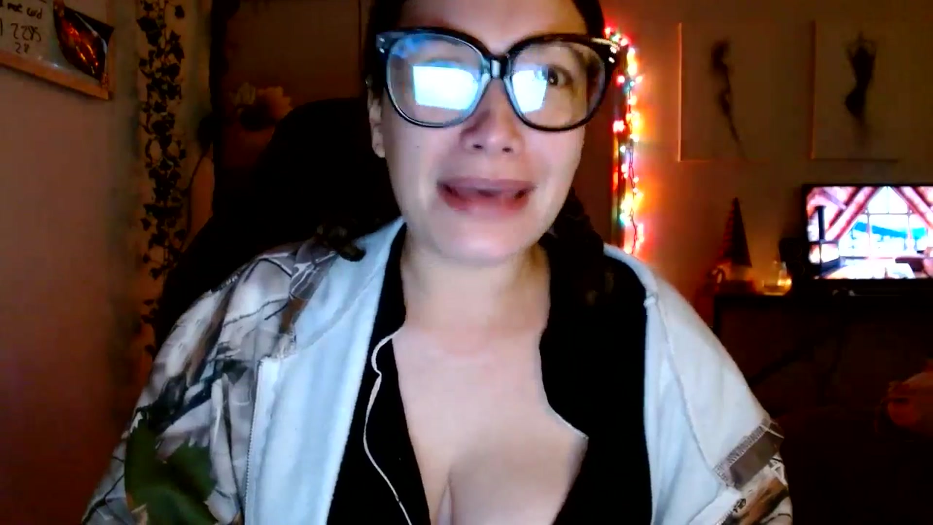 Gallery image thumbnail from Scar__lett's myfreecams stream on, 12/30/2025, 07:17 image 4 of 20