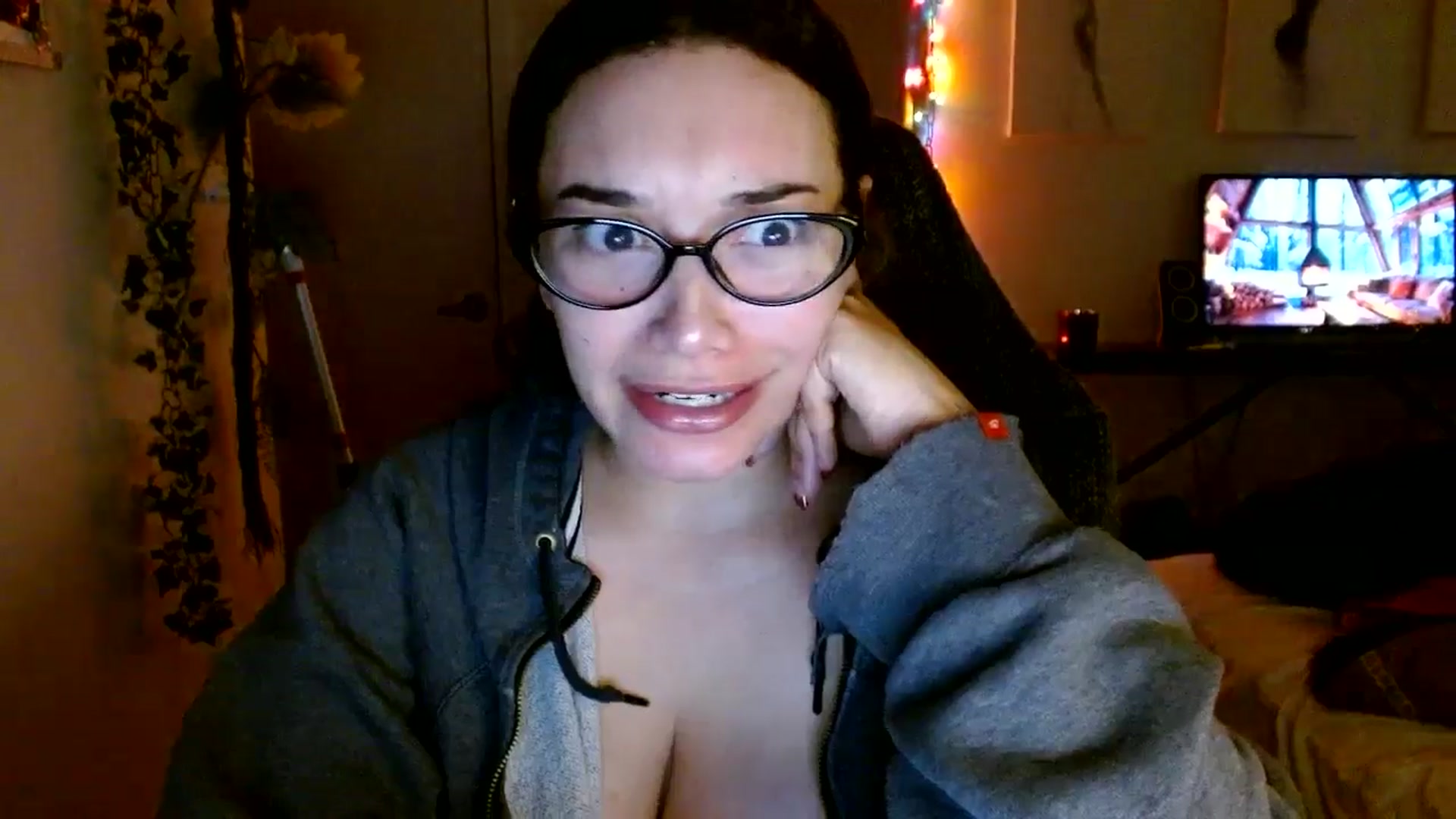Gallery image thumbnail from Scar__lett's myfreecams stream on, 01/04/2026, 08:03 image 17 of 20