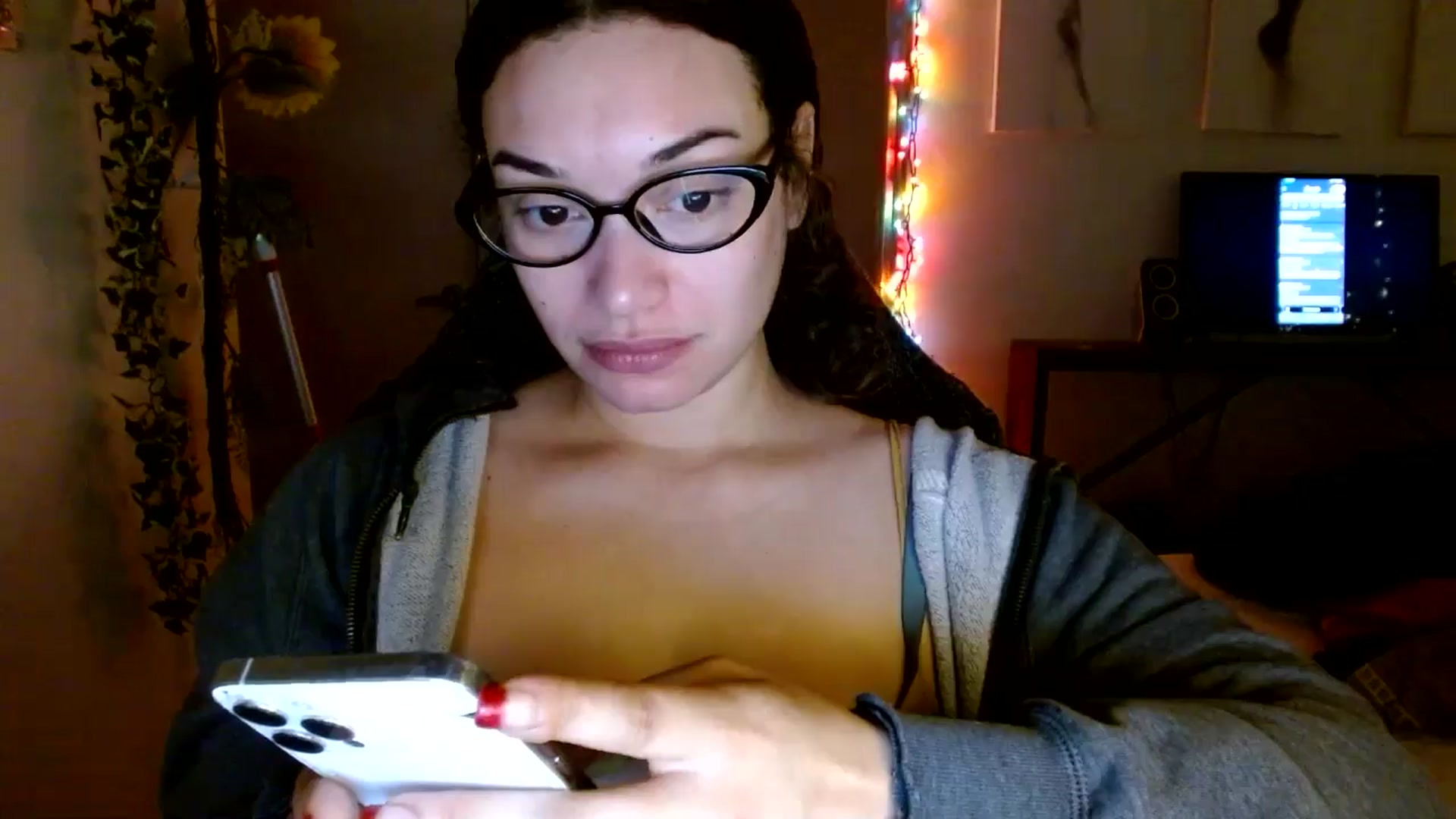 Gallery image thumbnail from Scar__lett's myfreecams stream on, 01/04/2026, 08:47 image 2 of 20