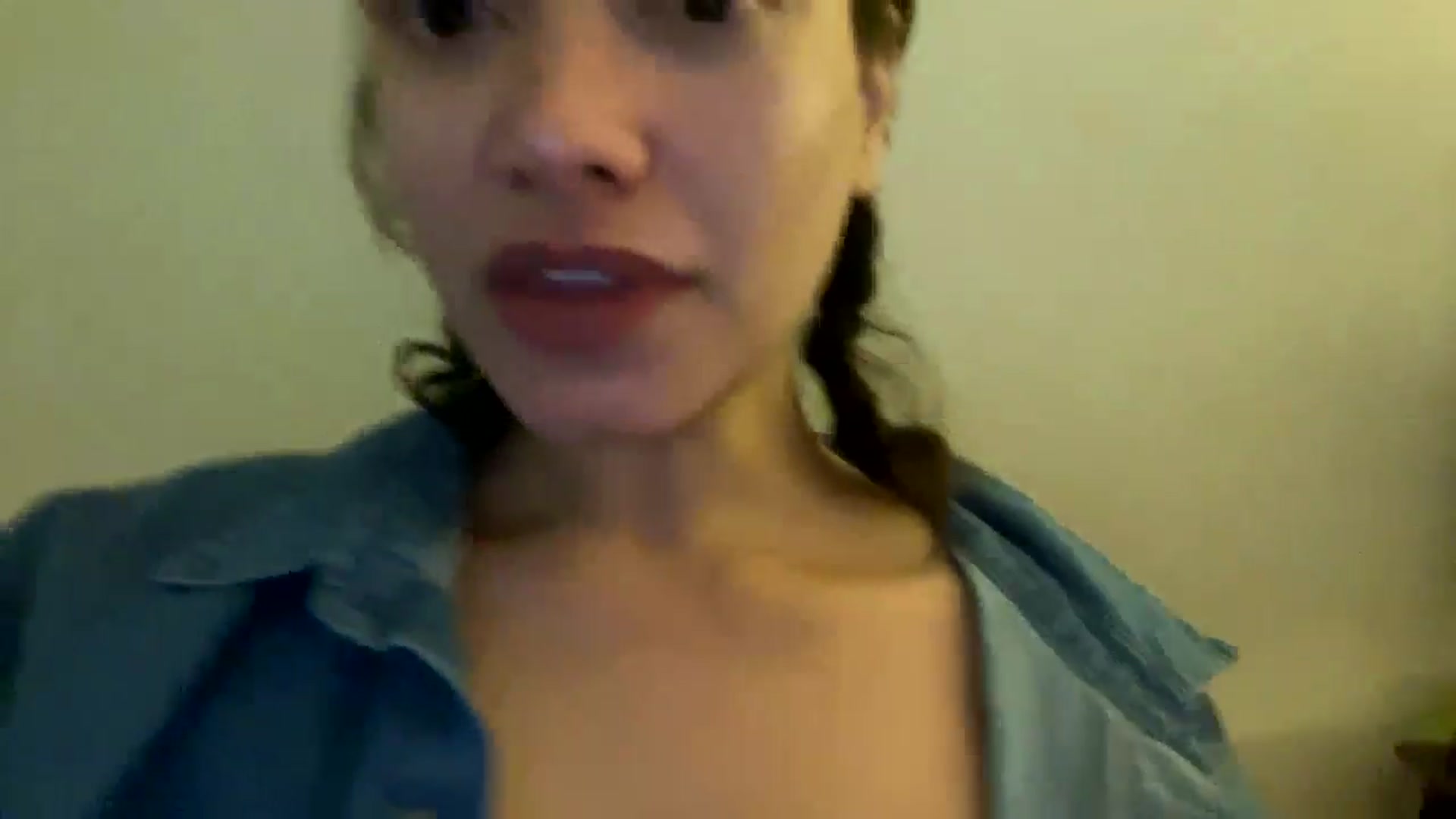 Gallery image thumbnail from Scar__lett's myfreecams stream on, 01/11/2026, 10:29 image 6 of 20