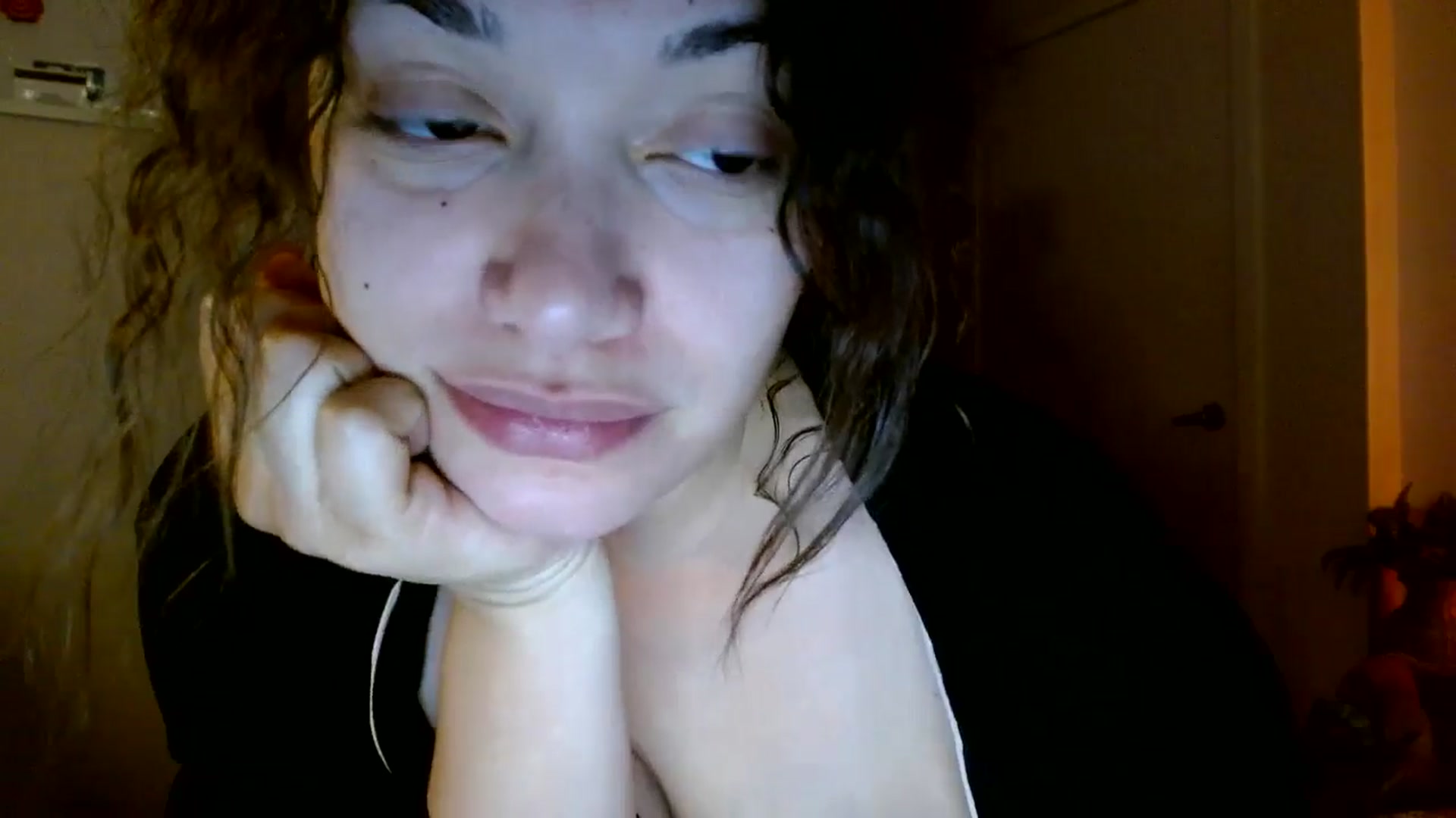 Gallery image thumbnail from Scar__lett's myfreecams stream on, 01/18/2026, 09:04 image 15 of 20