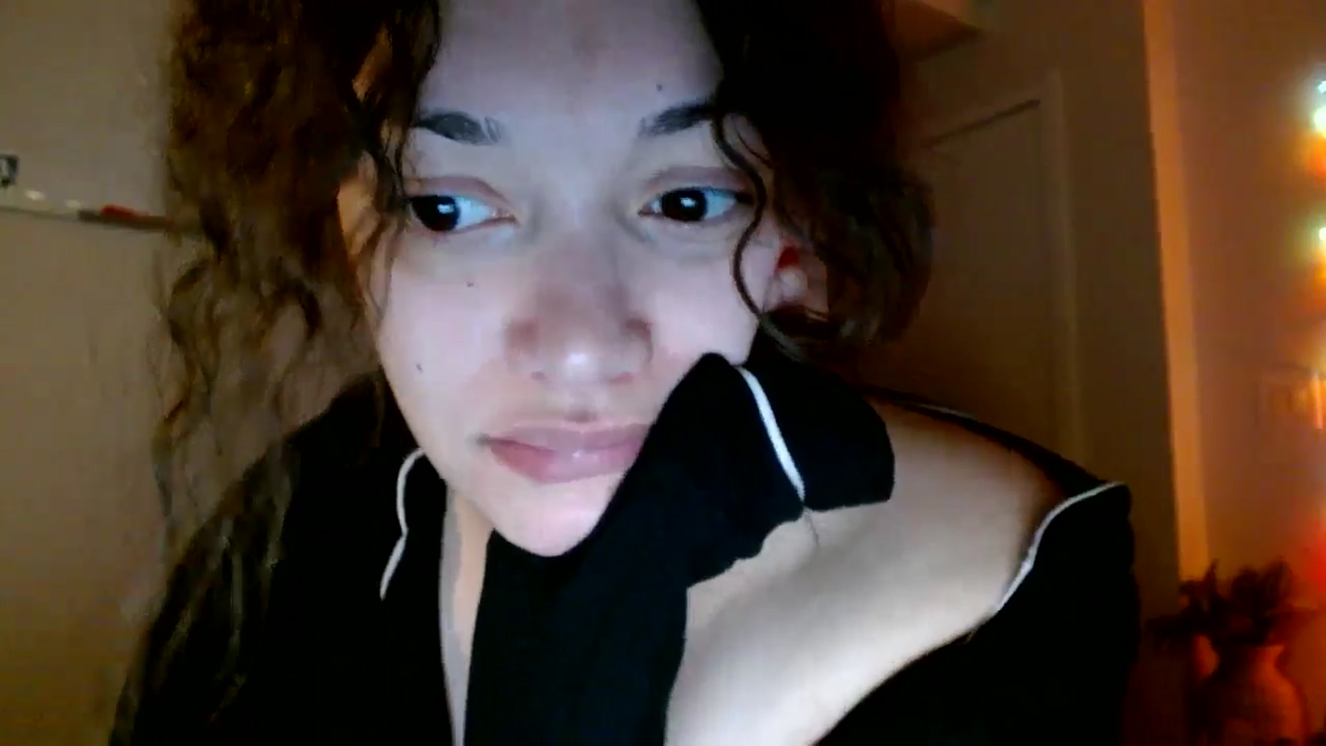 Gallery image thumbnail from Scar__lett's myfreecams stream on, 01/18/2026, 09:04 image 12 of 20