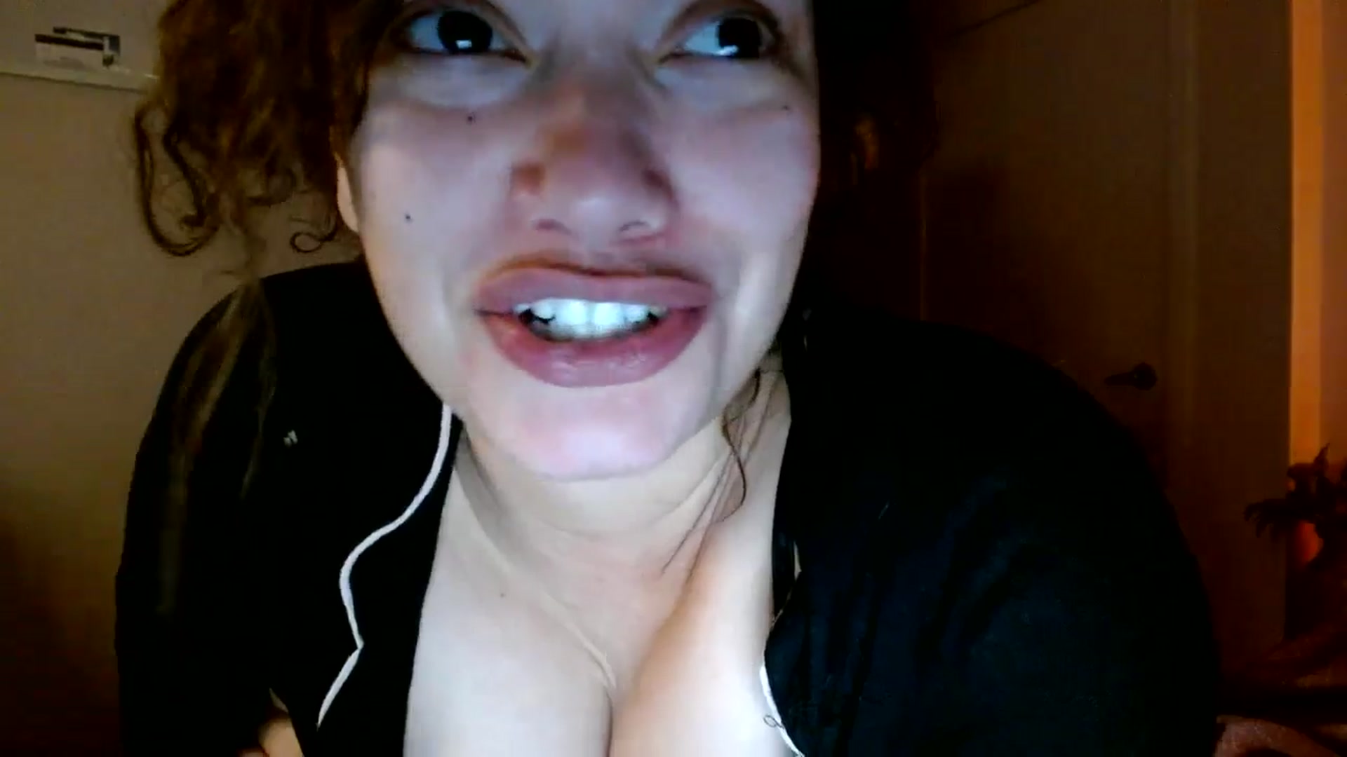 Gallery image thumbnail from Scar__lett's myfreecams stream on, 01/18/2026, 09:04 image 3 of 20