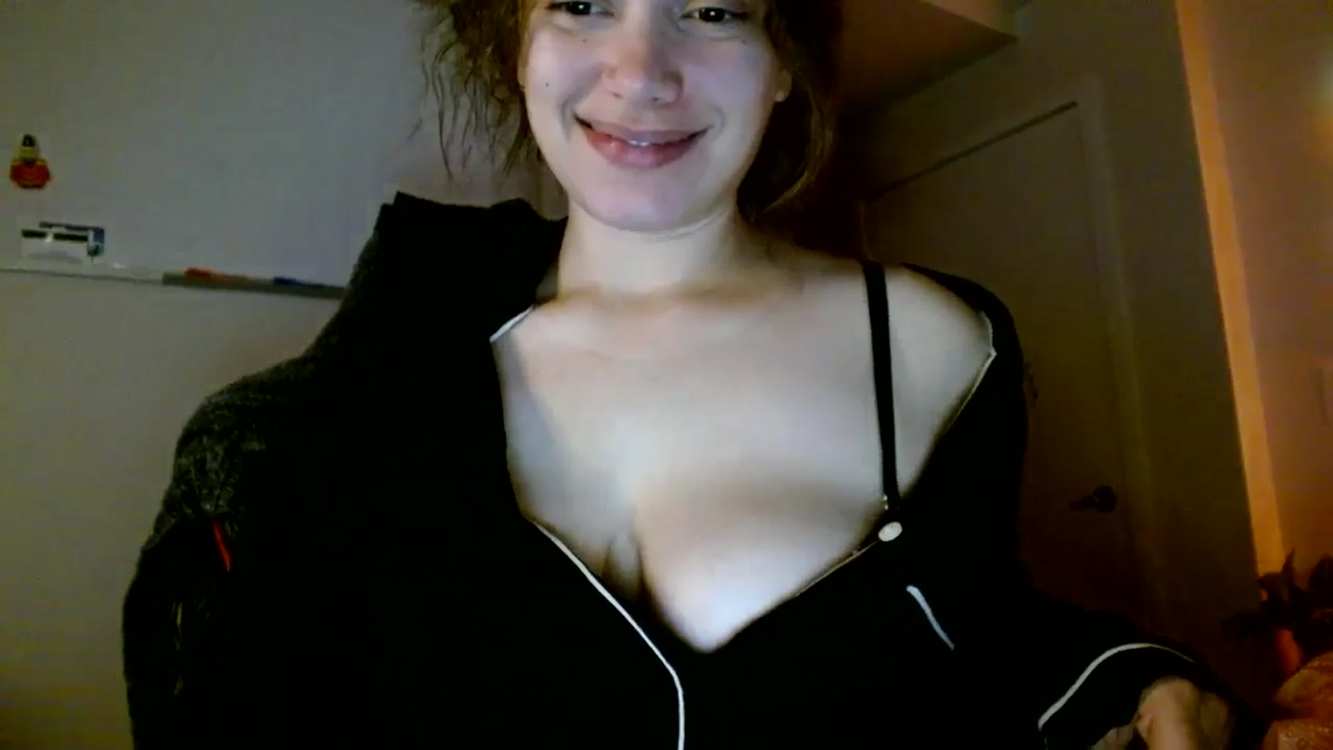 Gallery image thumbnail from Scar__lett's myfreecams stream on, 01/18/2026, 09:37 image 3 of 20