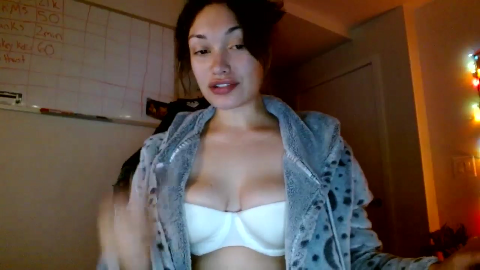 Gallery image thumbnail from Scar__lett's myfreecams stream on, 01/27/2026, 07:56 image 3 of 20