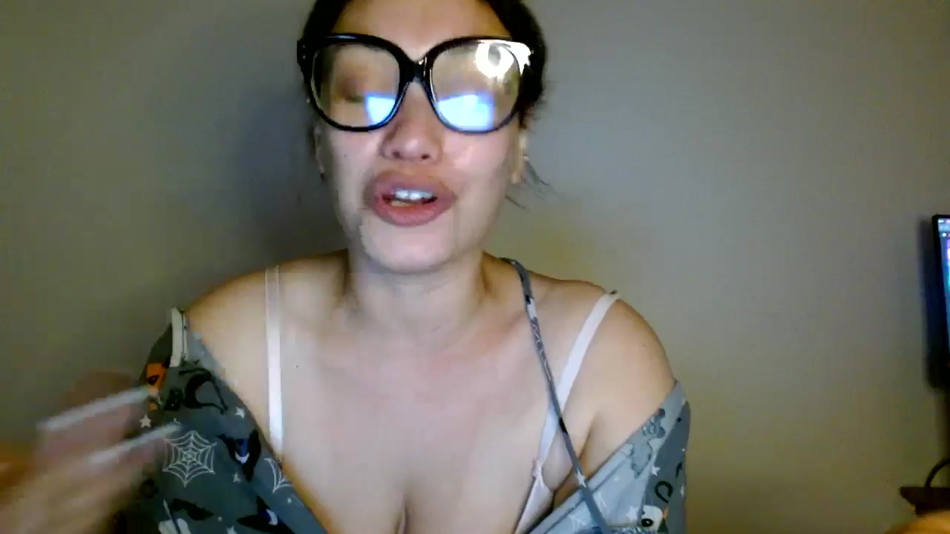 Gallery image thumbnail from Scar__lett's myfreecams stream on, 02/18/2026, 08:22 image 7 of 20