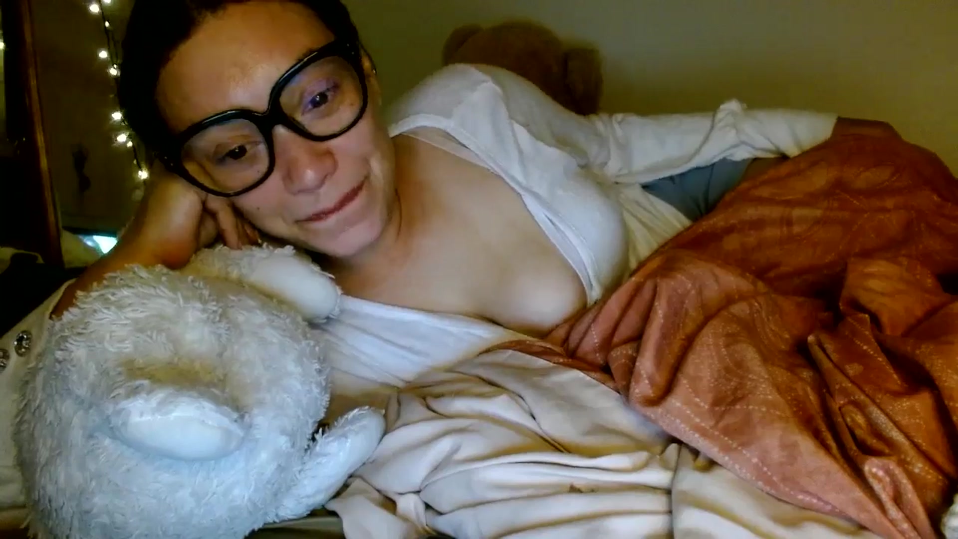 Gallery image thumbnail from Scar__lett's myfreecams stream on, 03/04/2026, 08:42 image 17 of 20